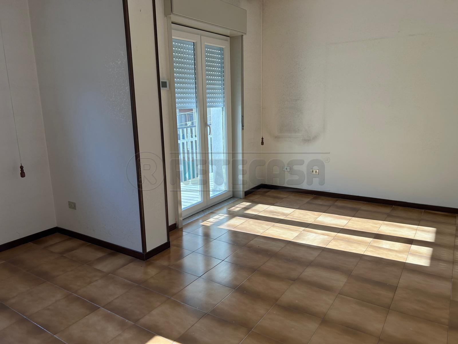 Quadrilocale in vendita in via tricomi 11, Caltanissetta