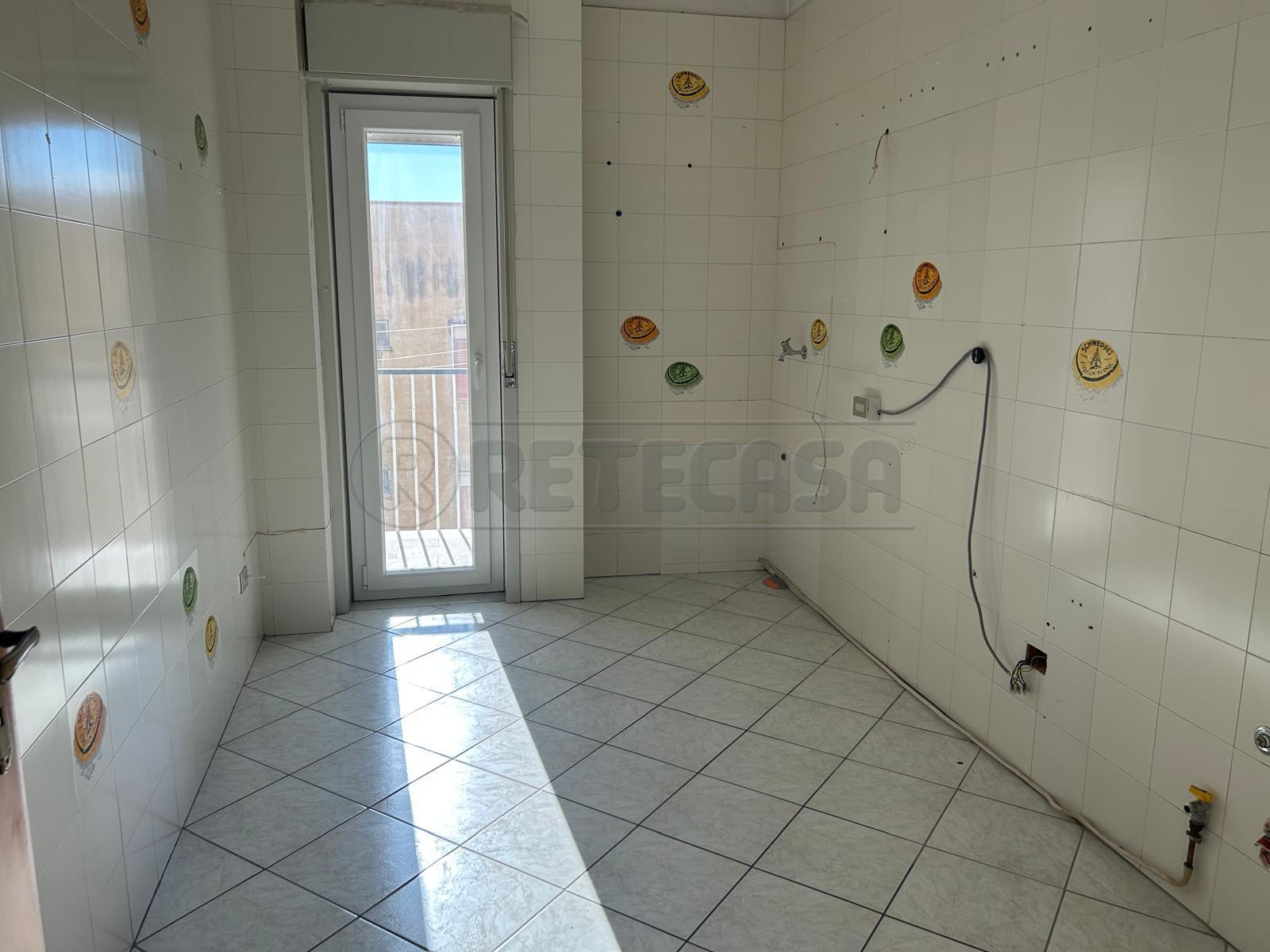 Quadrilocale in vendita in via tricomi 11, Caltanissetta