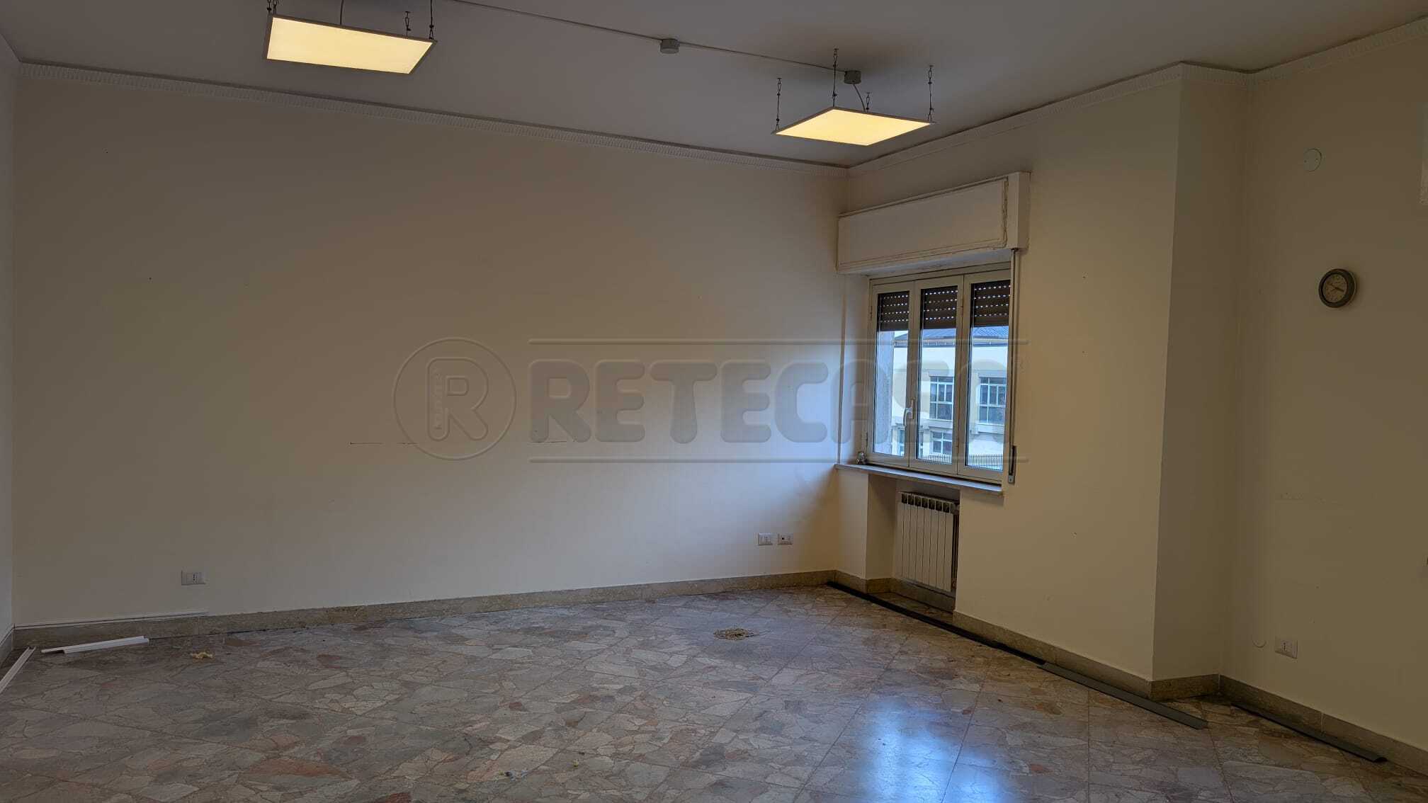 Appartamento in vendita in via libert� 12, Caltanissetta