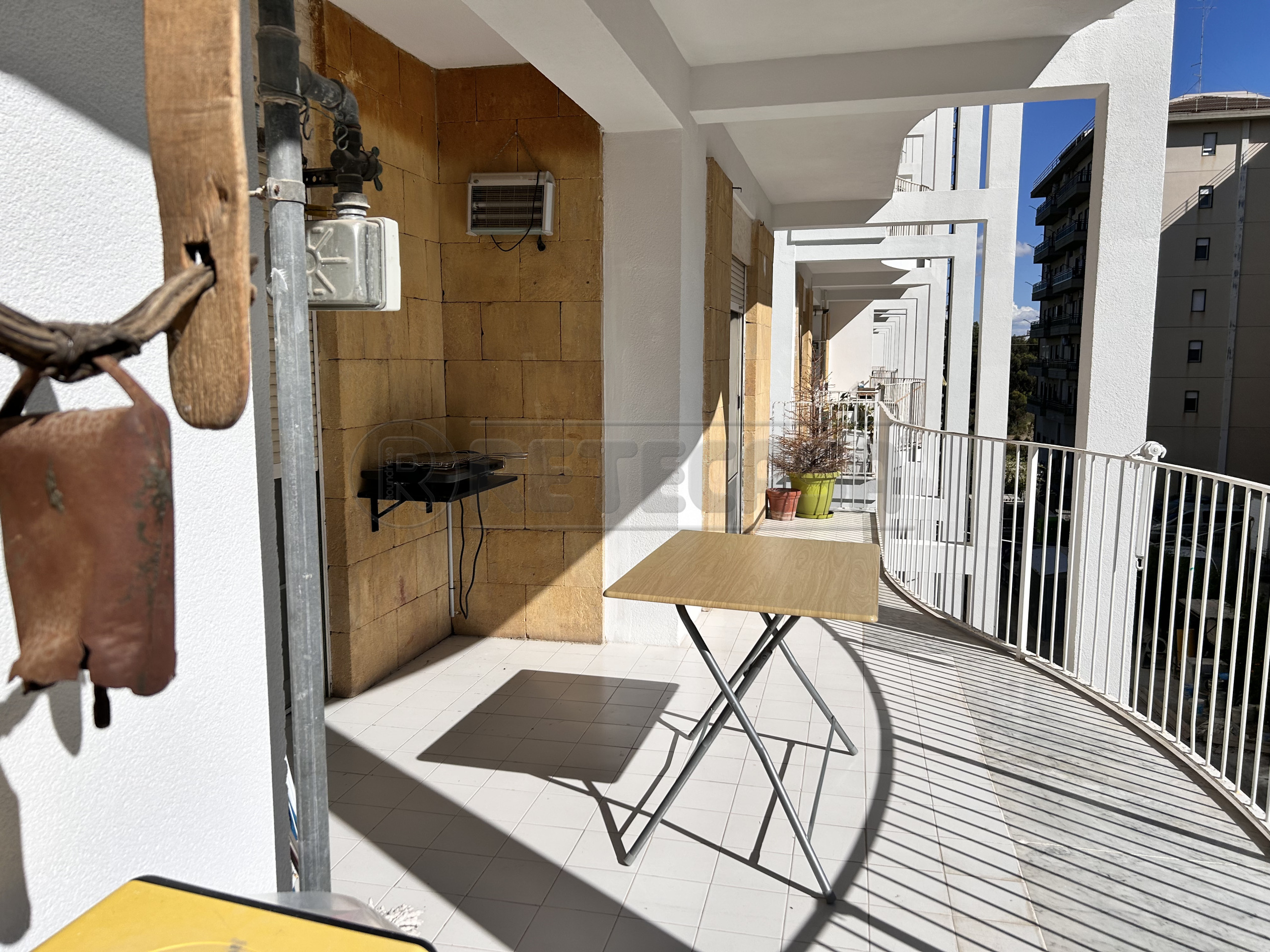 Quadrilocale con terrazzo in via tiziano vecellio 32, Caltanissetta