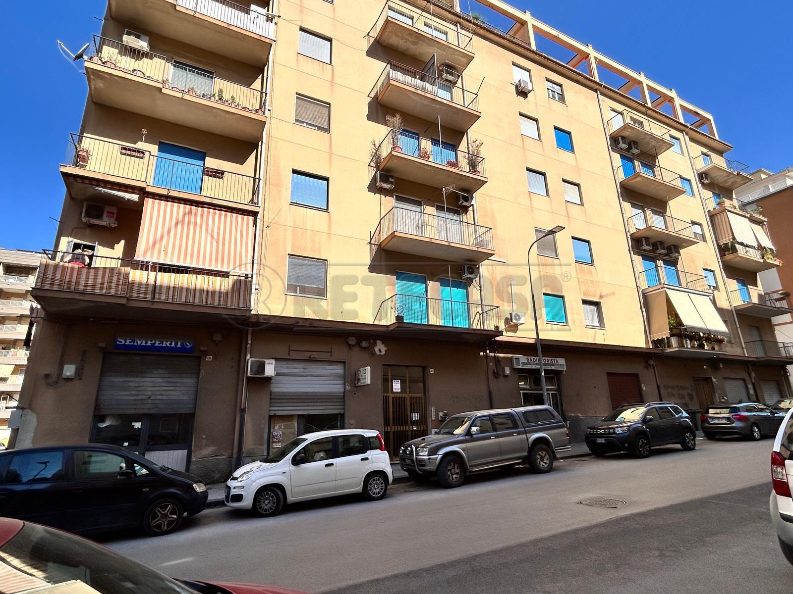 Trilocale in vendita in via napoleone colajanni 127, Caltanissetta