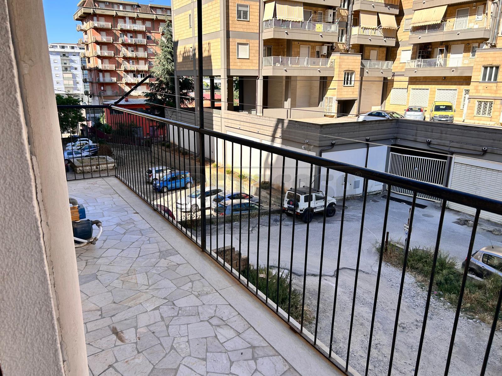 Trilocale in vendita in via napoleone colajanni 127, Caltanissetta