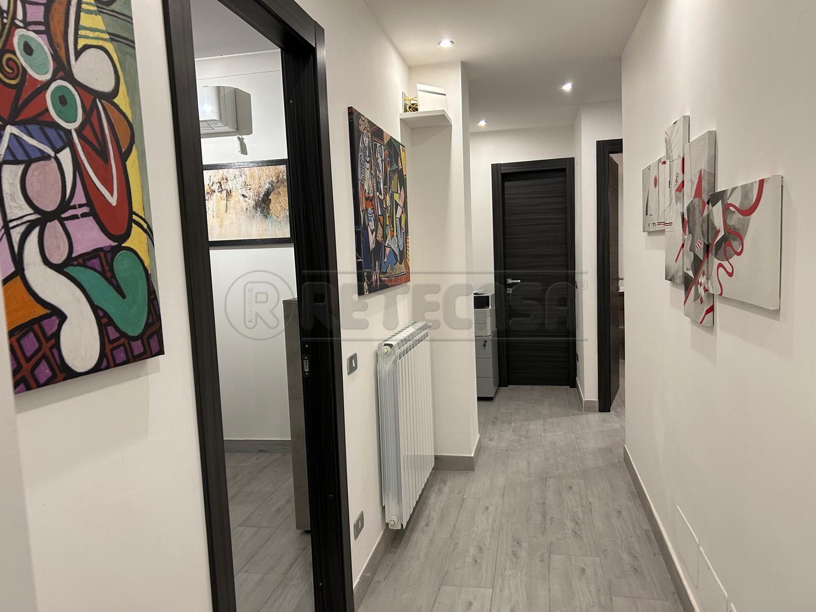 Quadrilocale con terrazzo in via dei mille 7, Caltanissetta