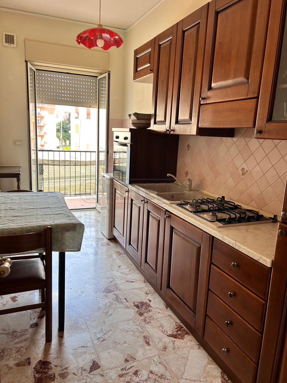 Trilocale in affitto in via ruggero settimo 24, Caltanissetta