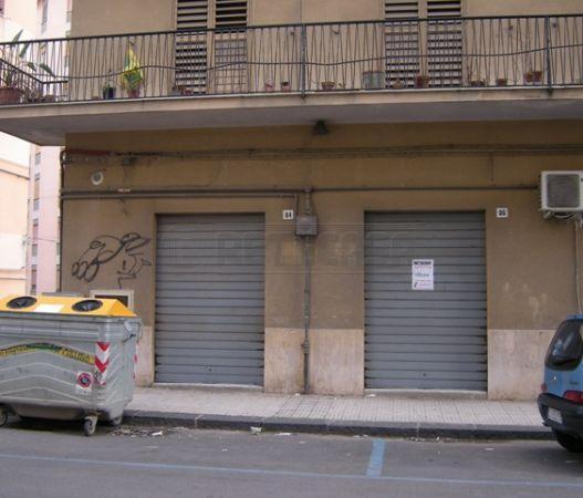 Locale commerciale in affitto in viale trieste 84-86, Caltanissetta