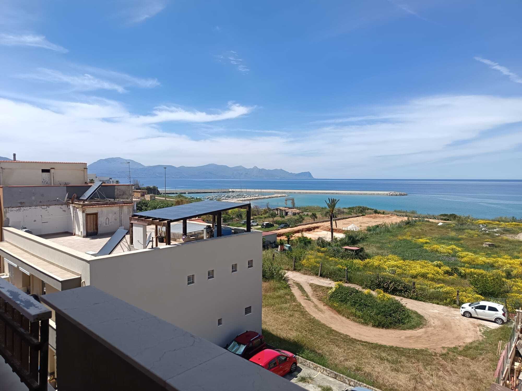 Appartamento vista mare in via portella della ginestra 20, Balestrate