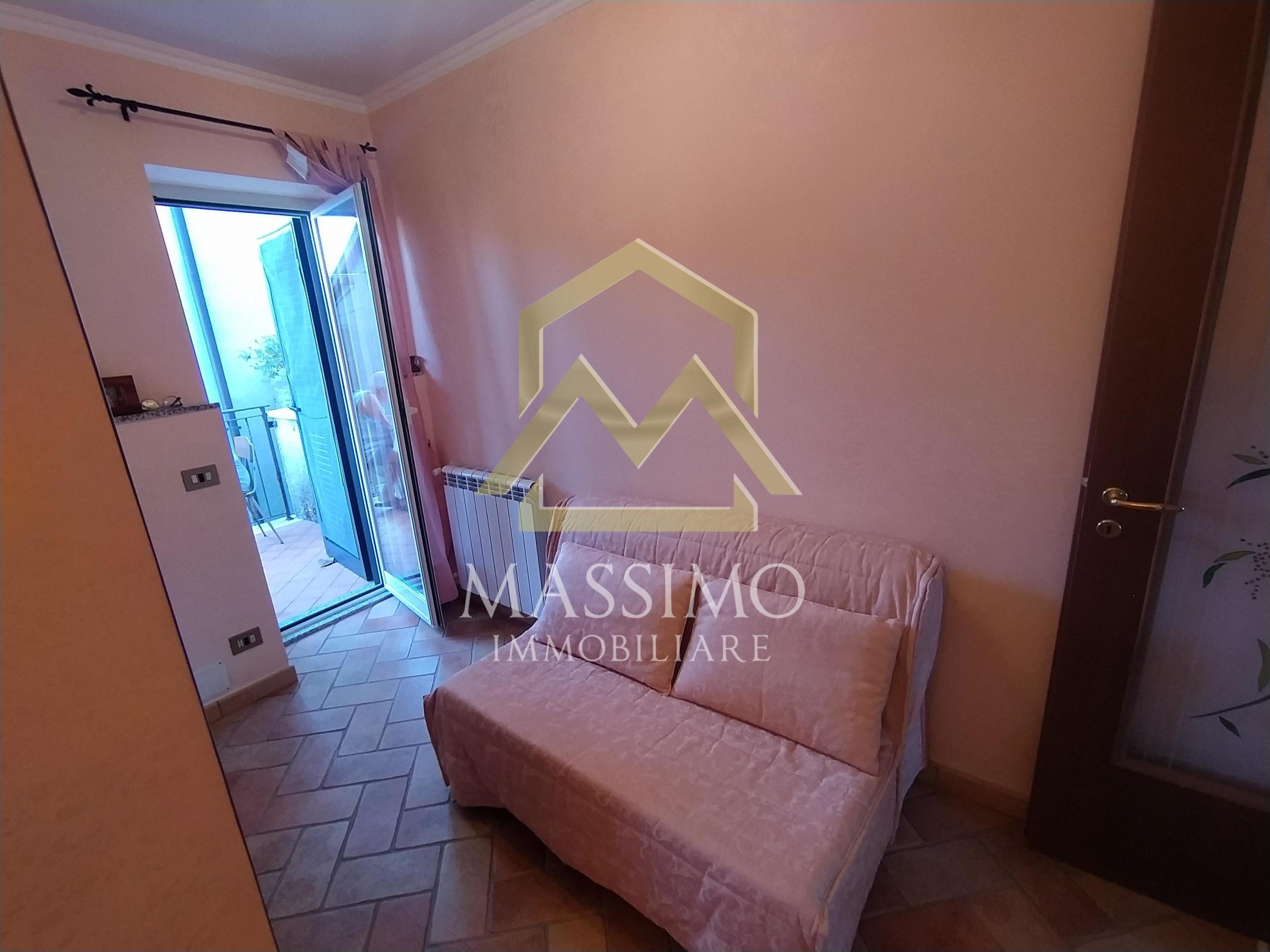 Bilocale con terrazzo in via del canale 5, Rocca Santo Stefano