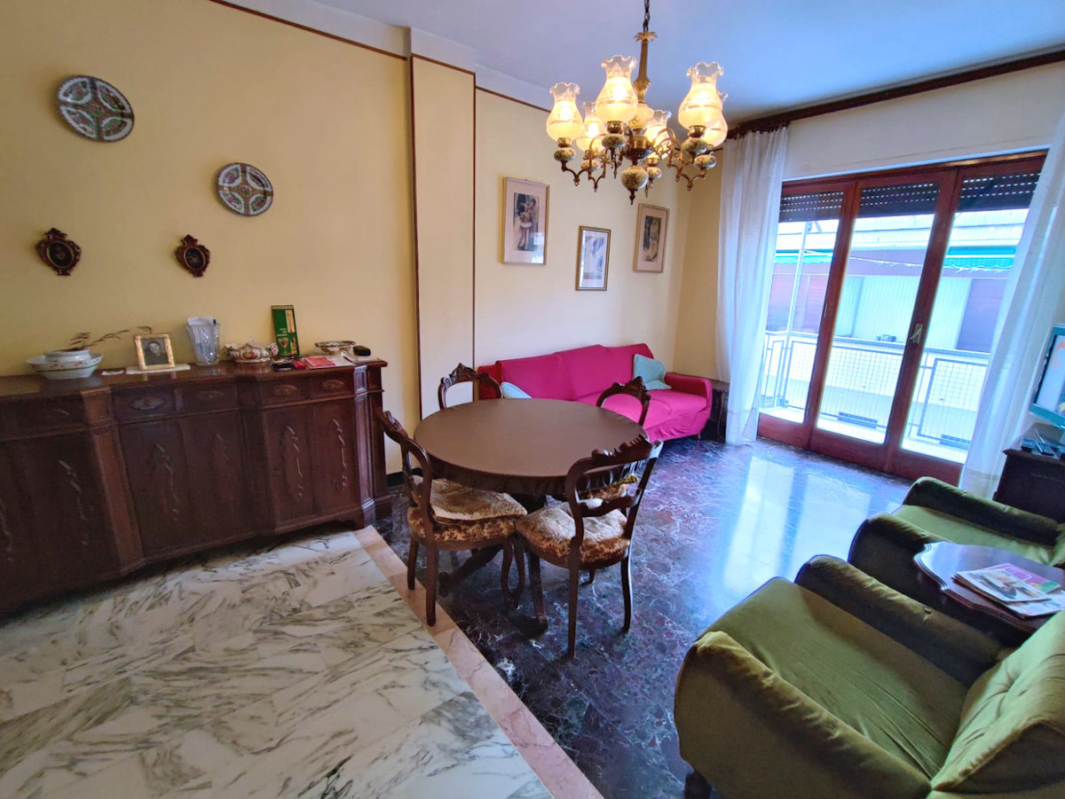 Appartamento da ristrutturare in via privata paolo tubino 6, Rapallo