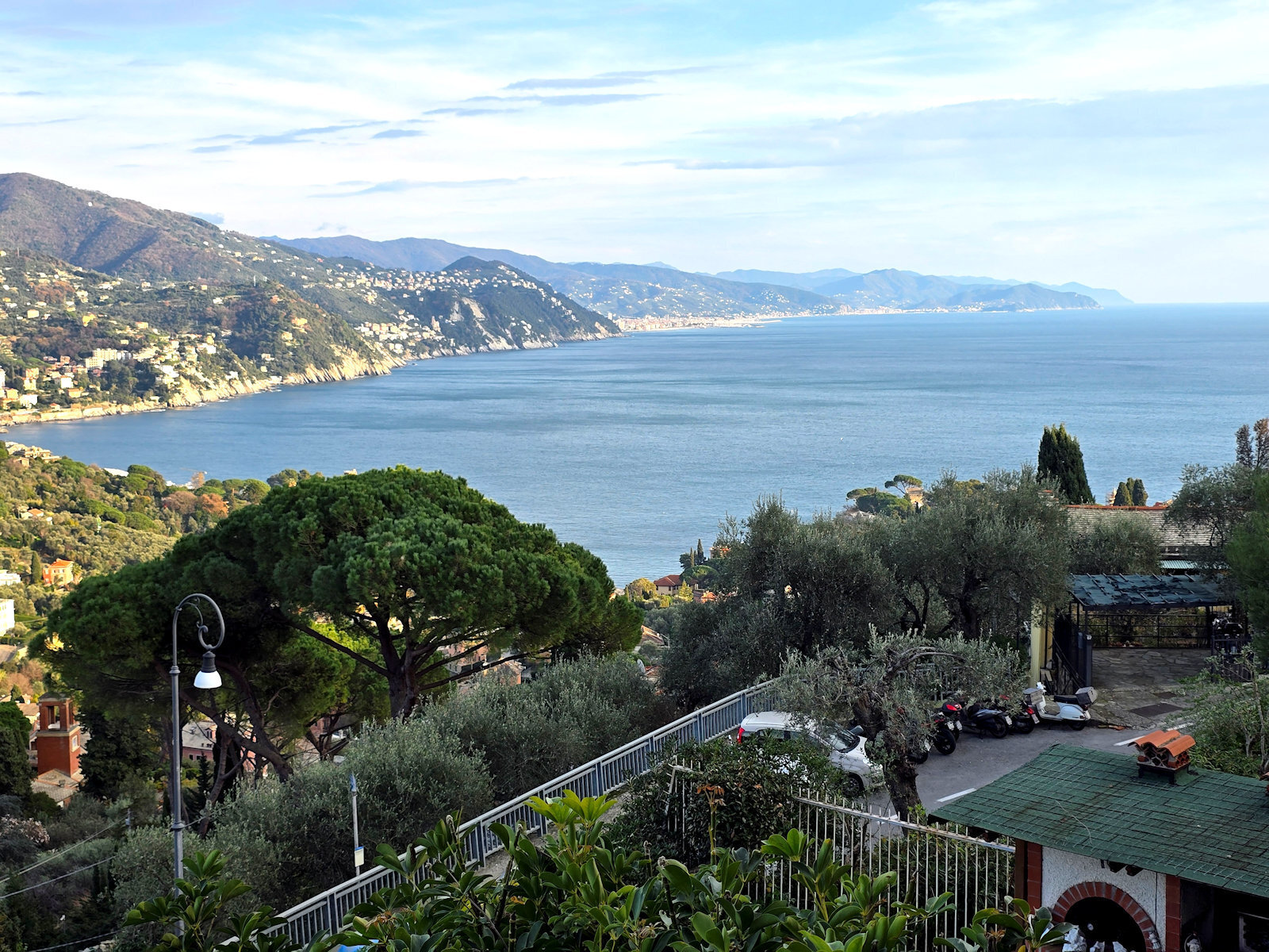 Quadrilocale con giardino in via privata del poggetto 6, Rapallo