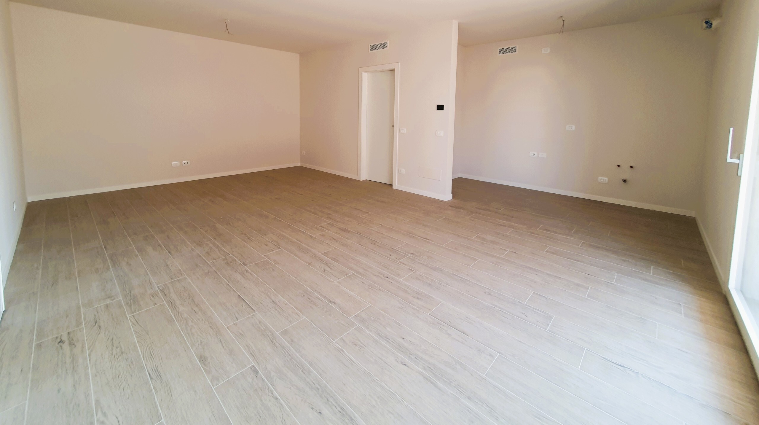 Trilocale con terrazzo in castel mella - zona parco giovanni paolo ii, Castel Mella