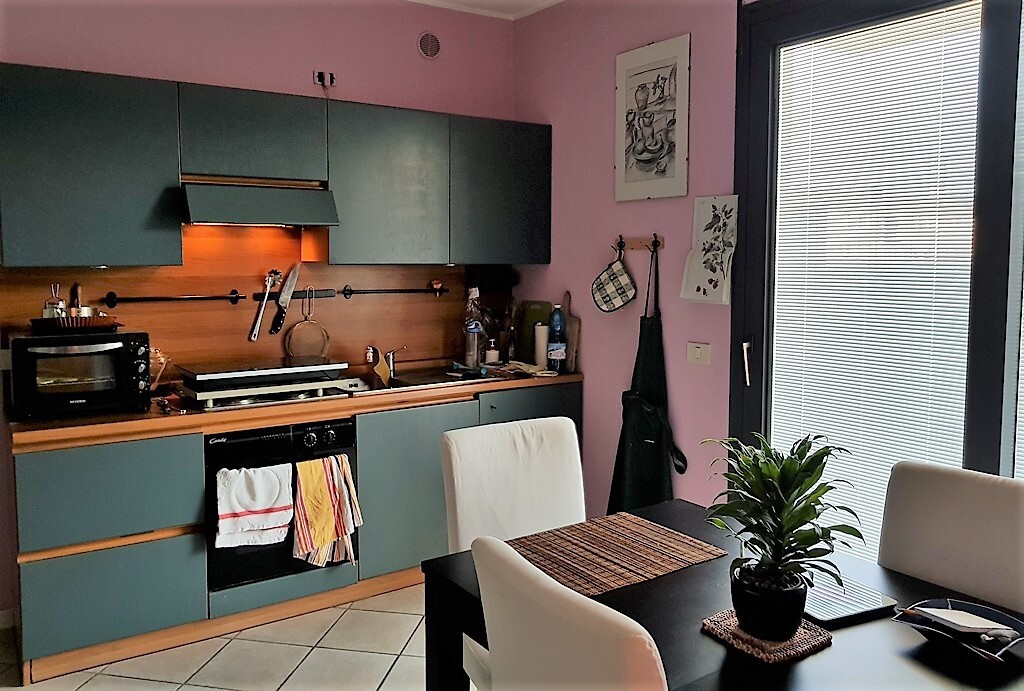 Bilocale con terrazzo in via aldo moro, Brescia