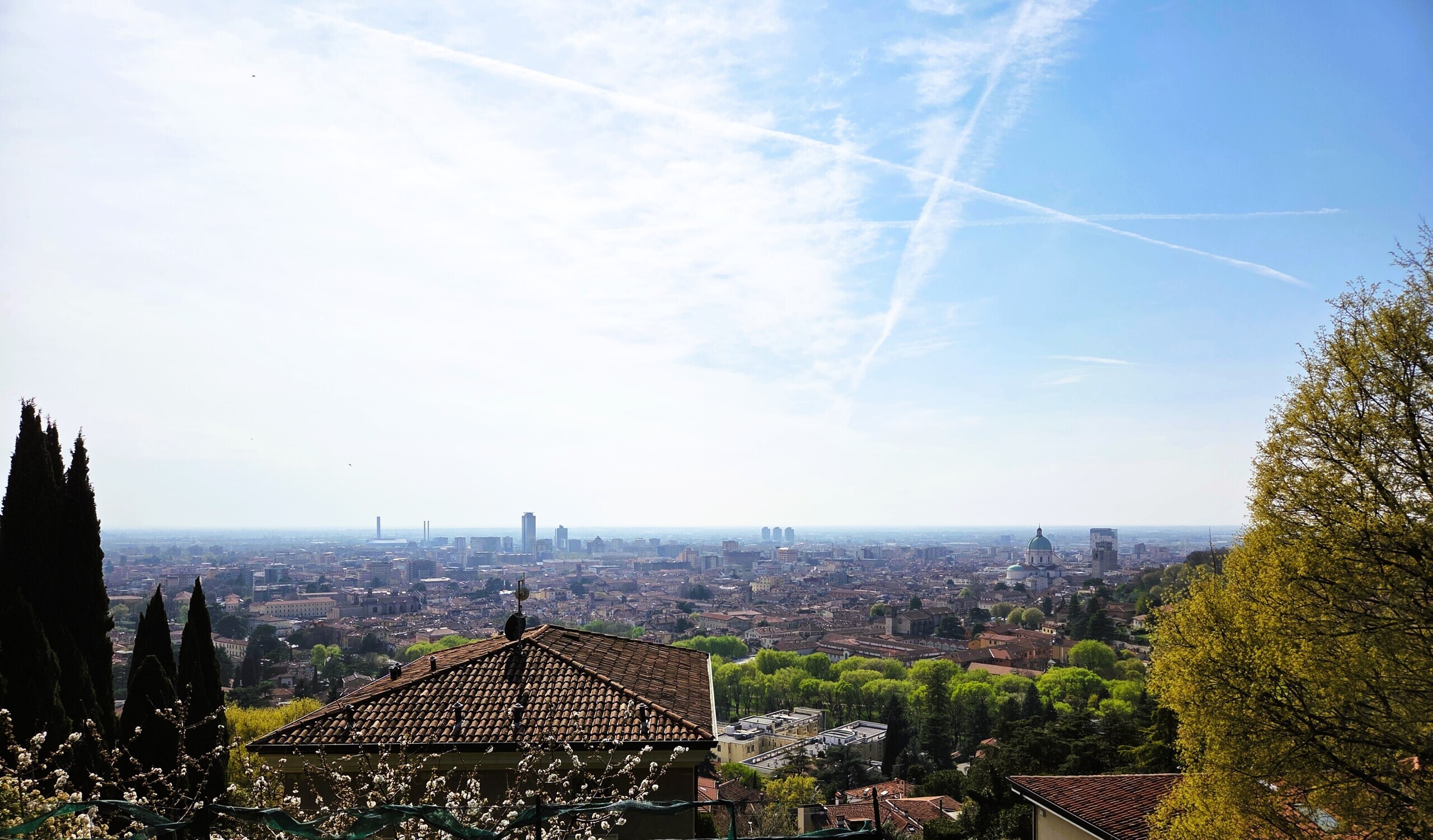 Casa indipendente con giardino in via panoramica, Brescia