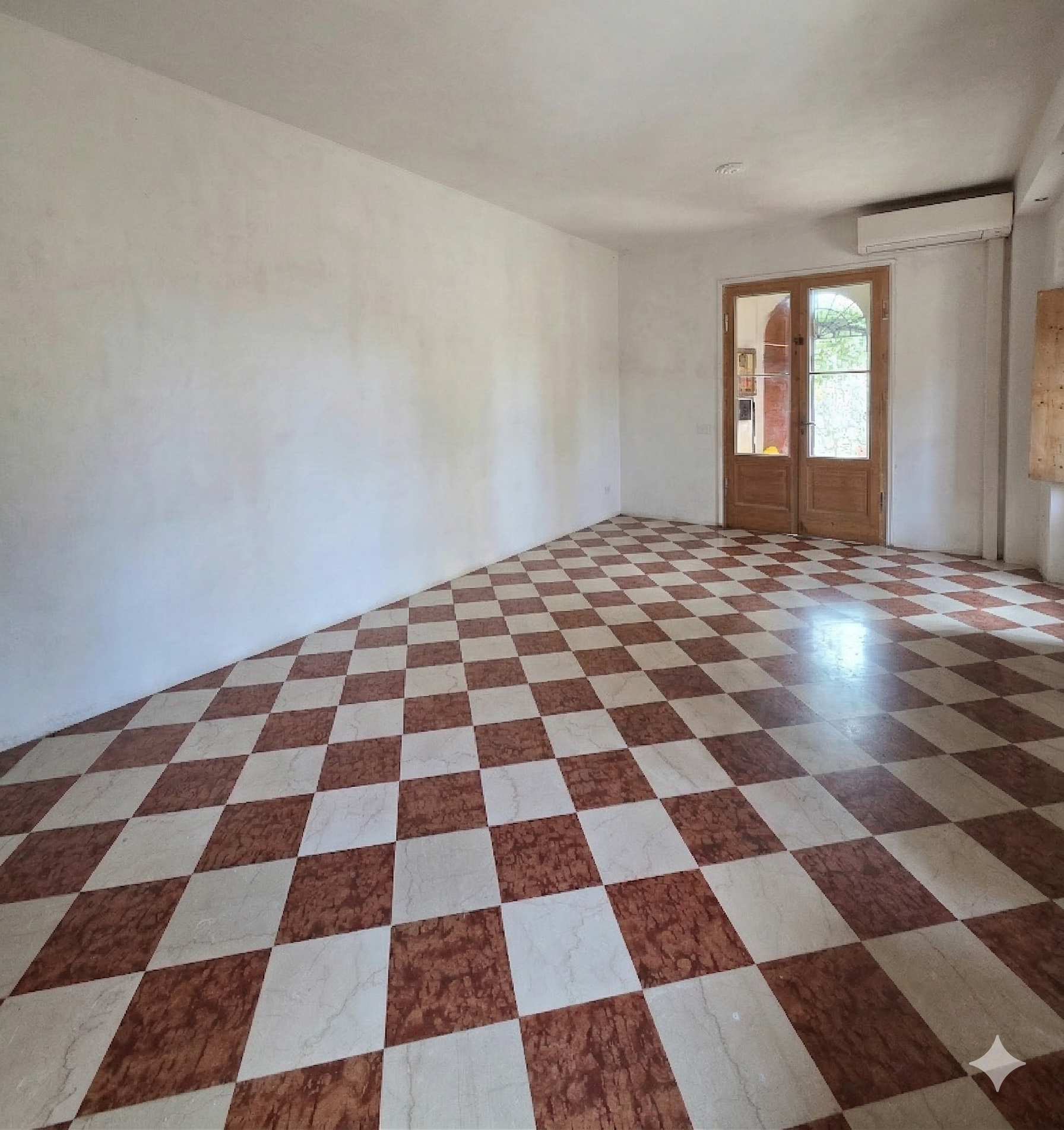 Quadrilocale con giardino in via panoramica, Brescia