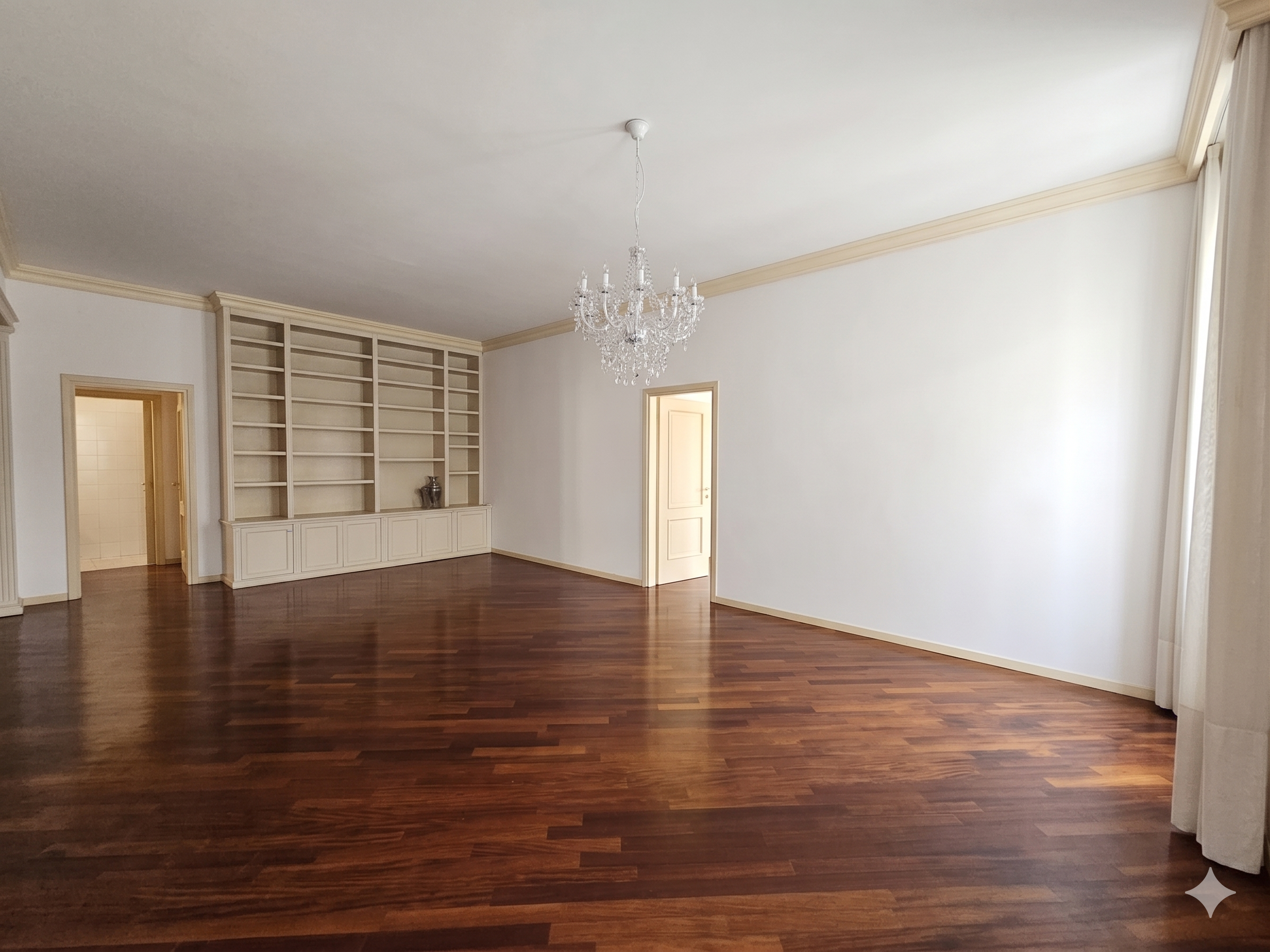 Quadrilocale con terrazzo in corso martiri della libert�, Brescia