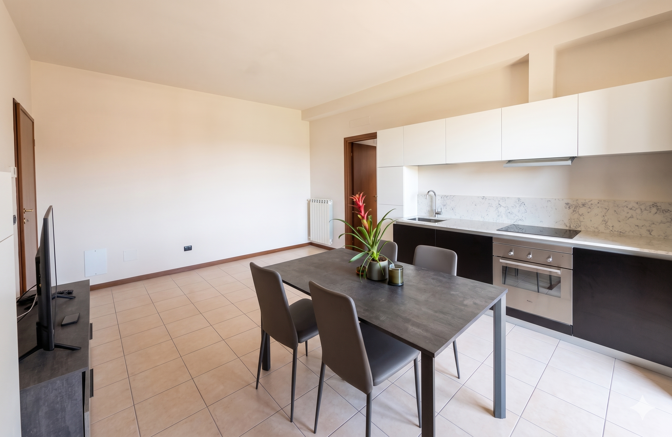 Bilocale con terrazzo in via piemonte, Brescia