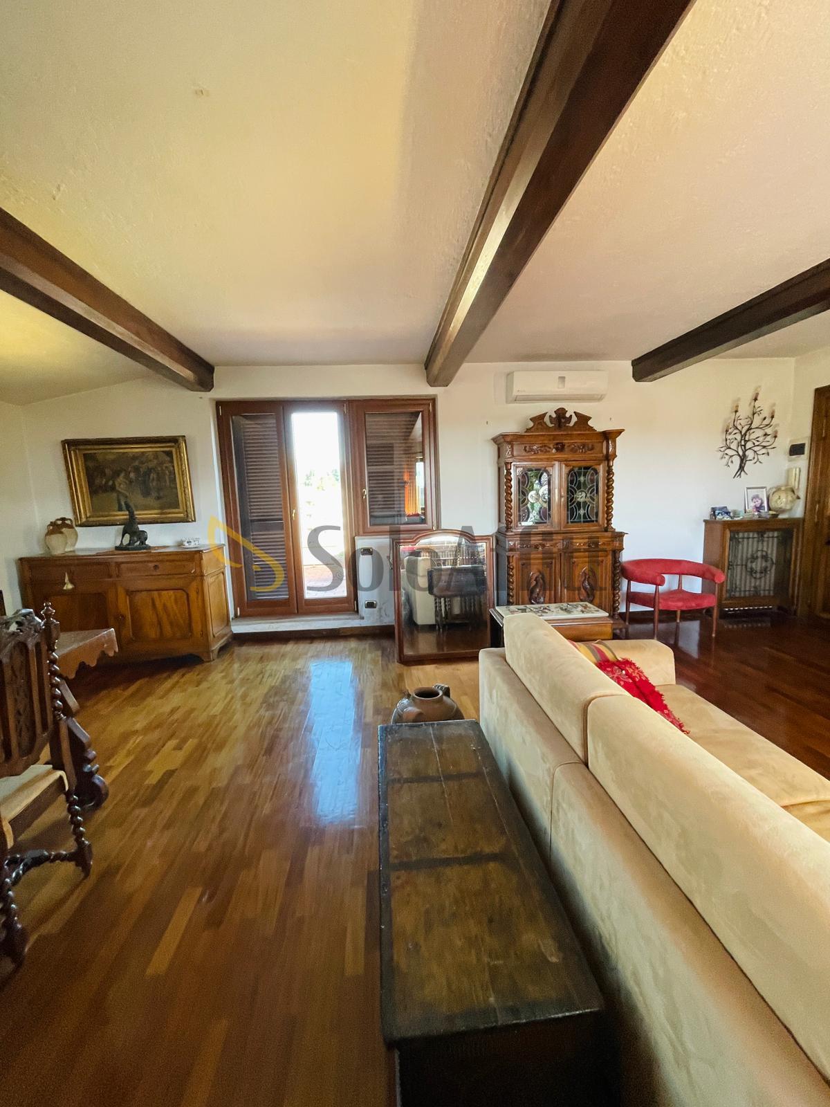 Attico con terrazzo a Frosinone