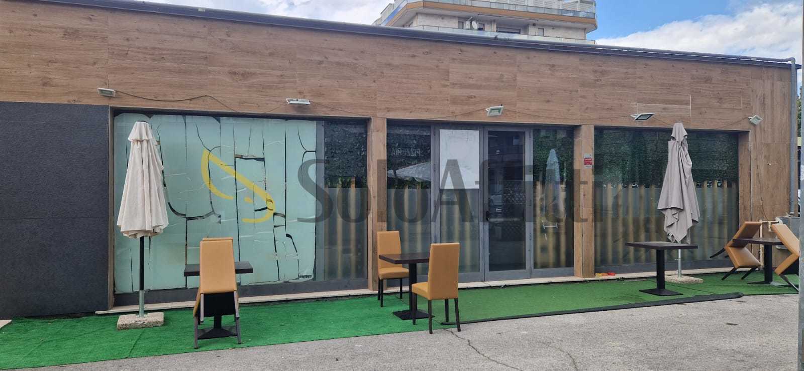 Locale commerciale in affitto a Frosinone