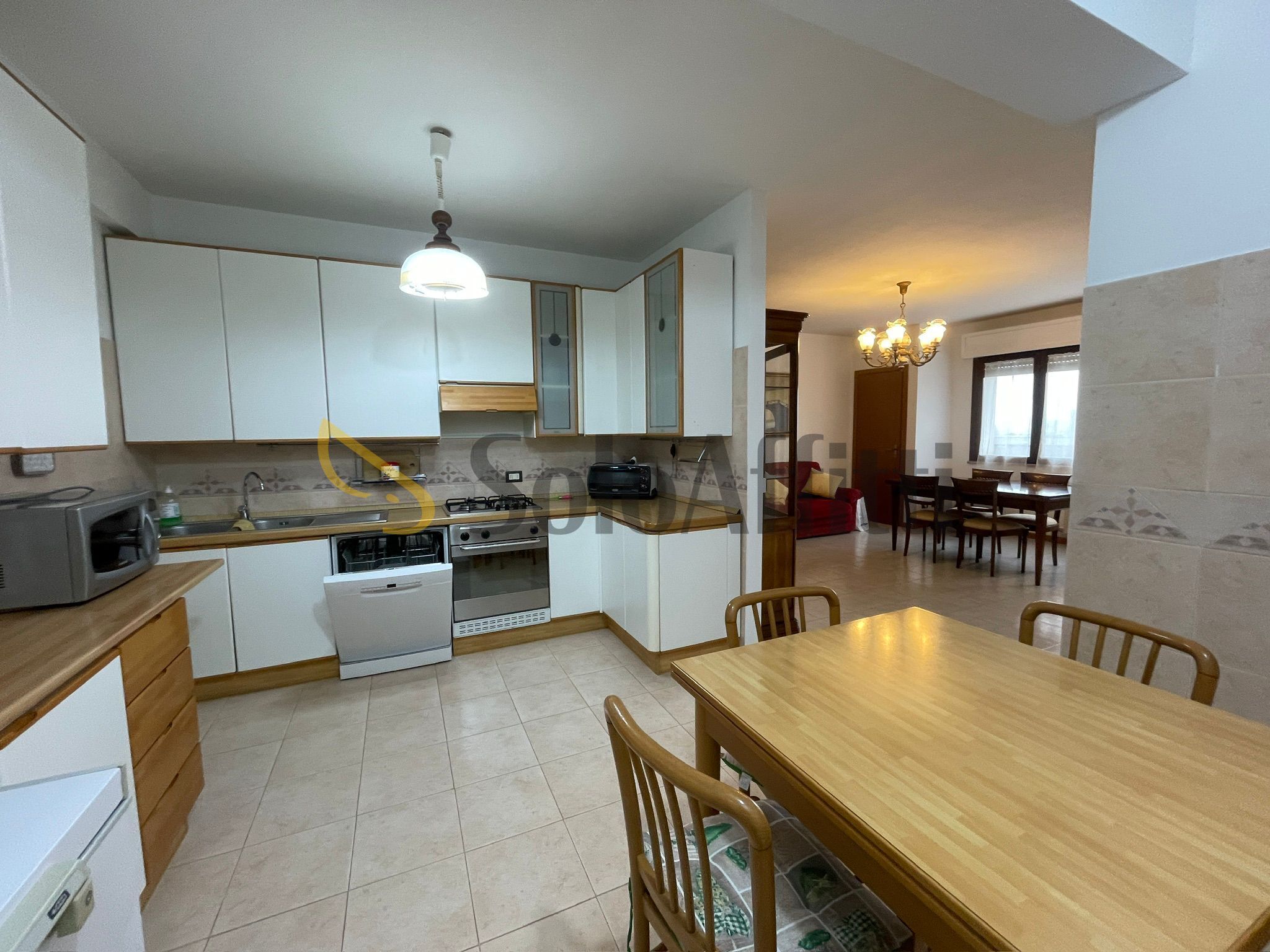 Quadrilocale in affitto a Frosinone