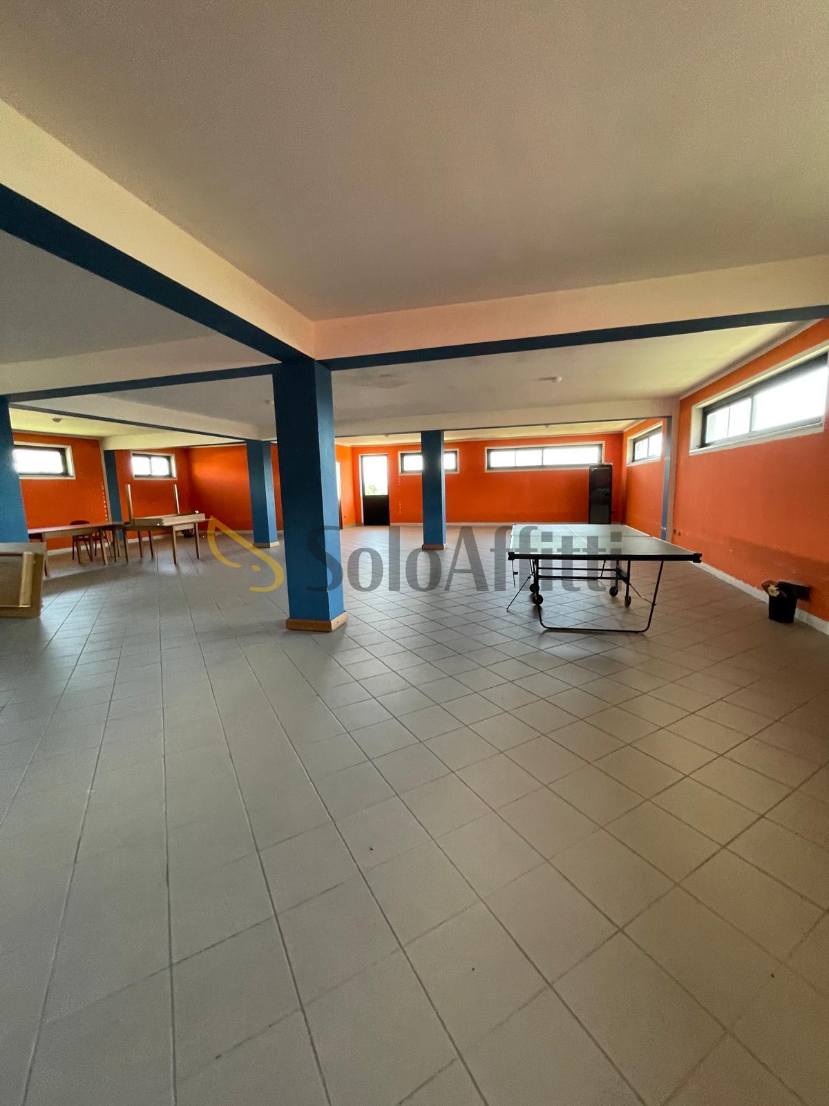 Locale commerciale in affitto in via verdara 4, Strangolagalli