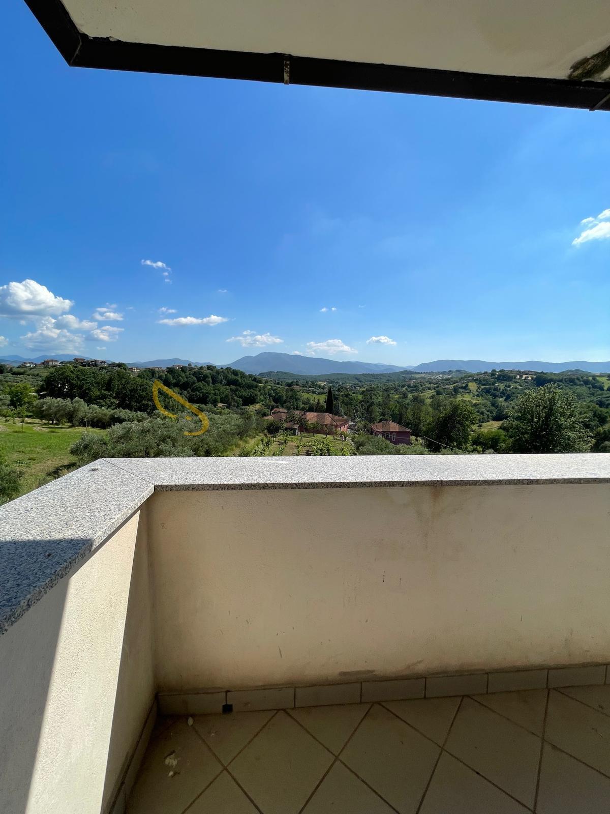 Locale commerciale in affitto in via verdara 4, Strangolagalli