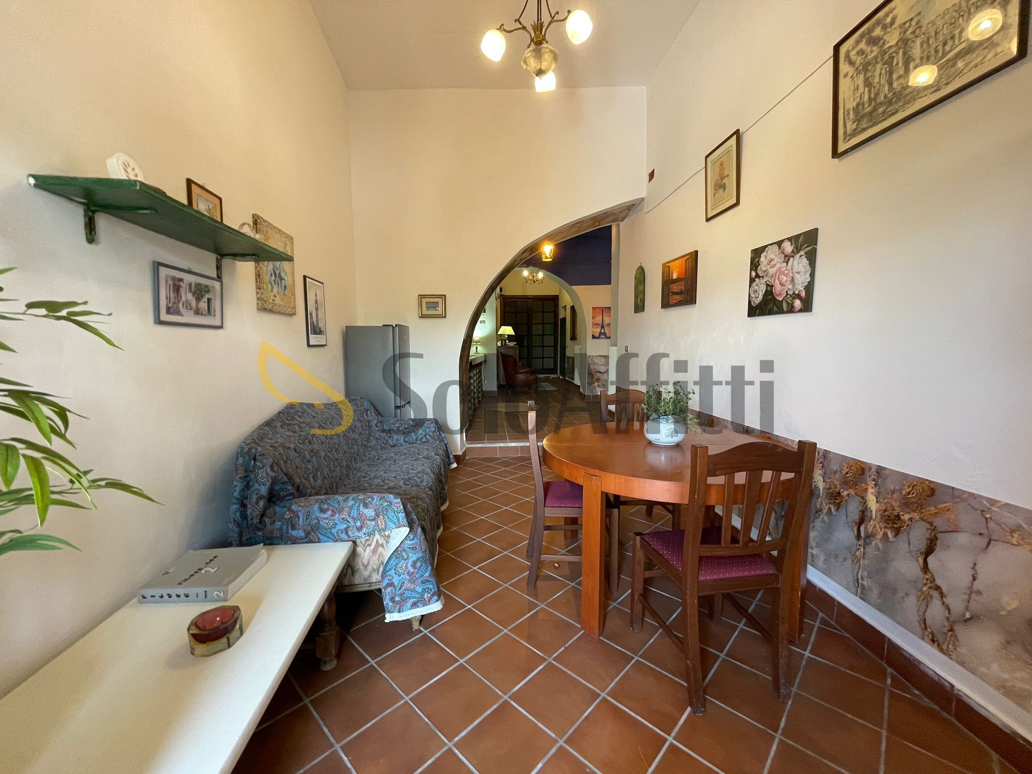 Rustico con giardino a Frosinone