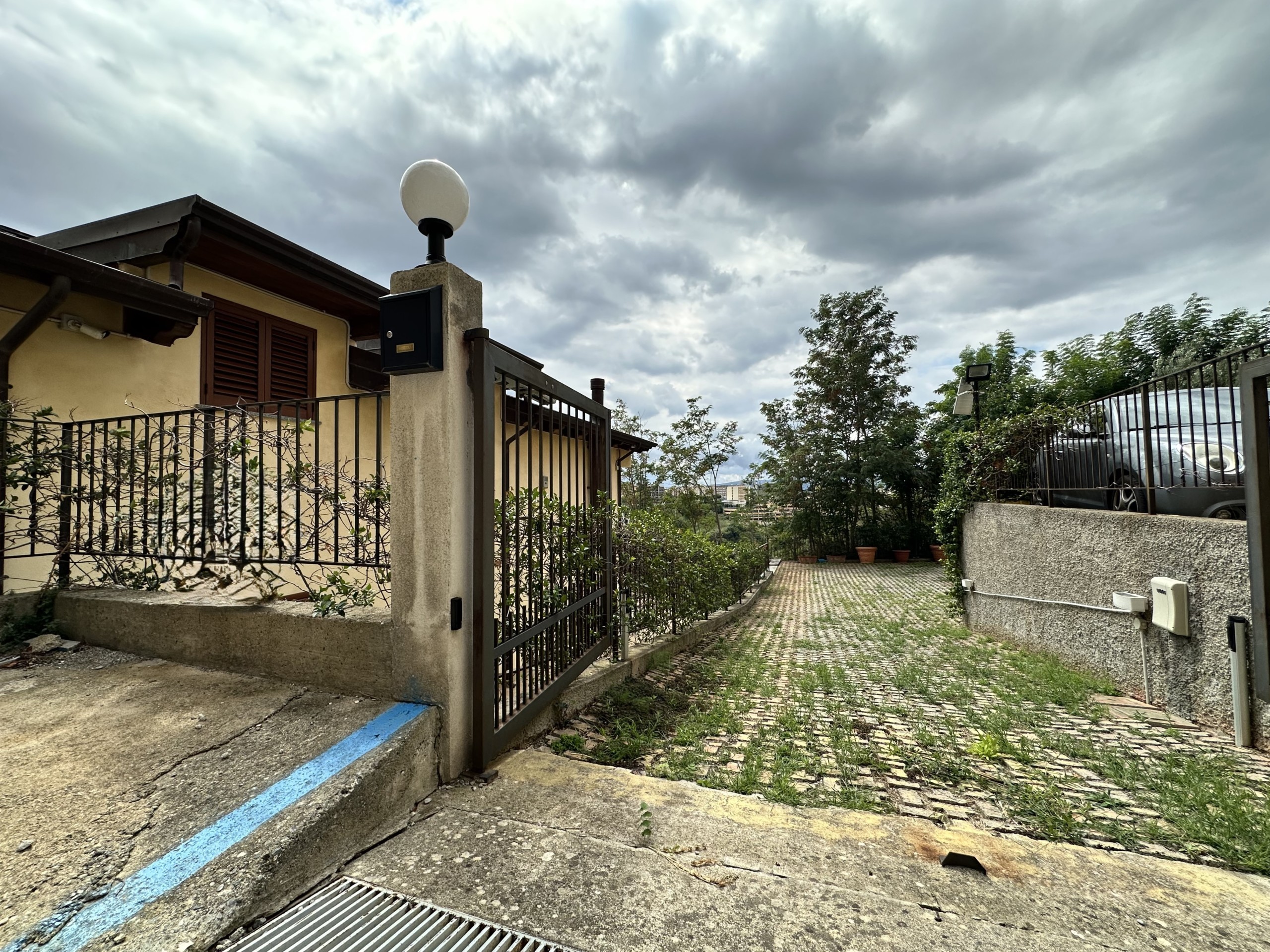 Casa indipendente con giardino in via alessandro turco 72, Catanzaro