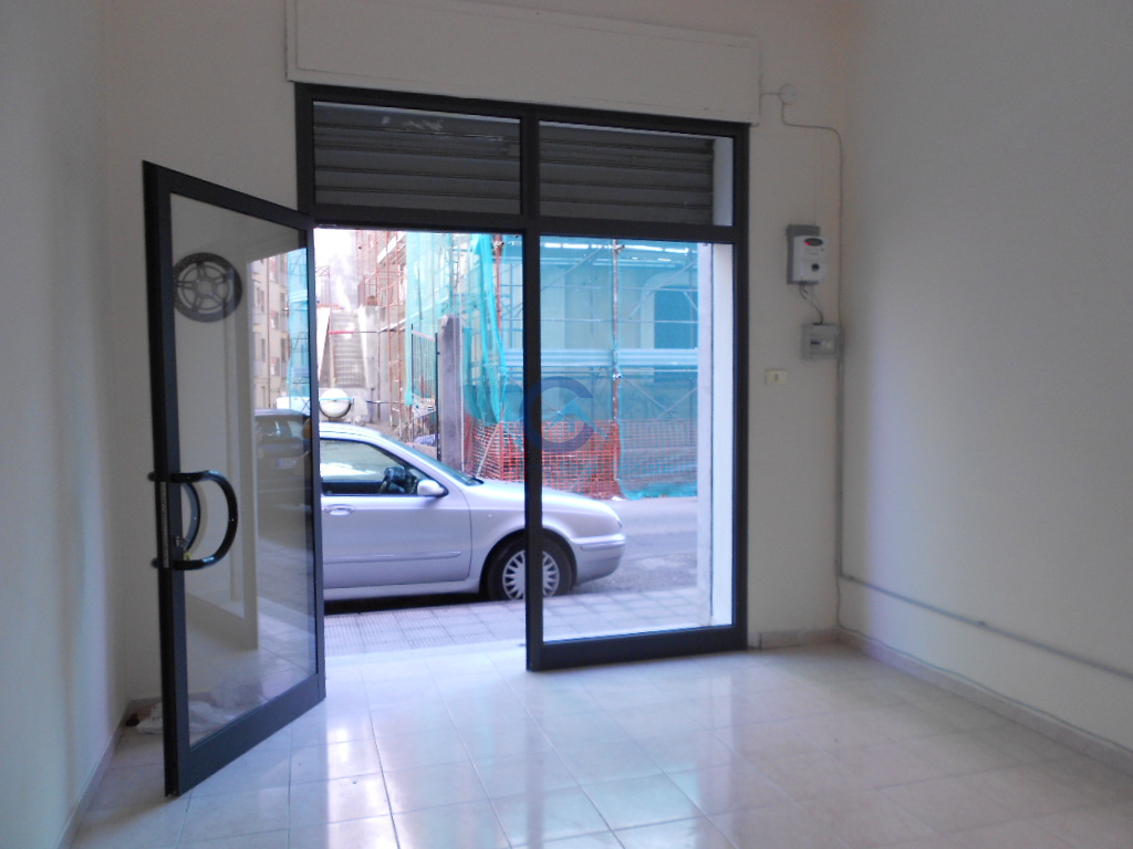 Locale commerciale in affitto, Catanzaro centro storico