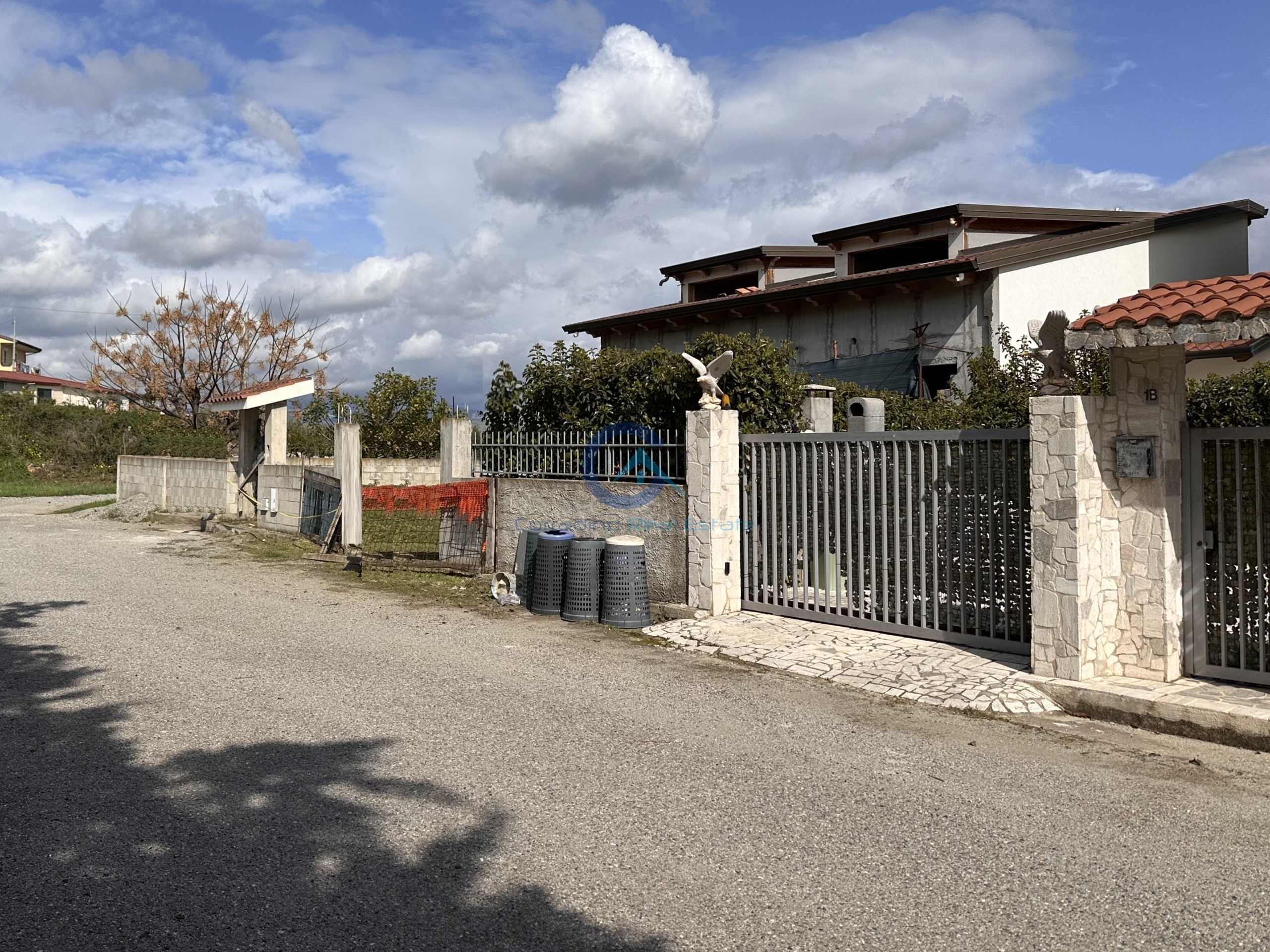 Villetta a schiera con giardino, Borgia roccelletta di