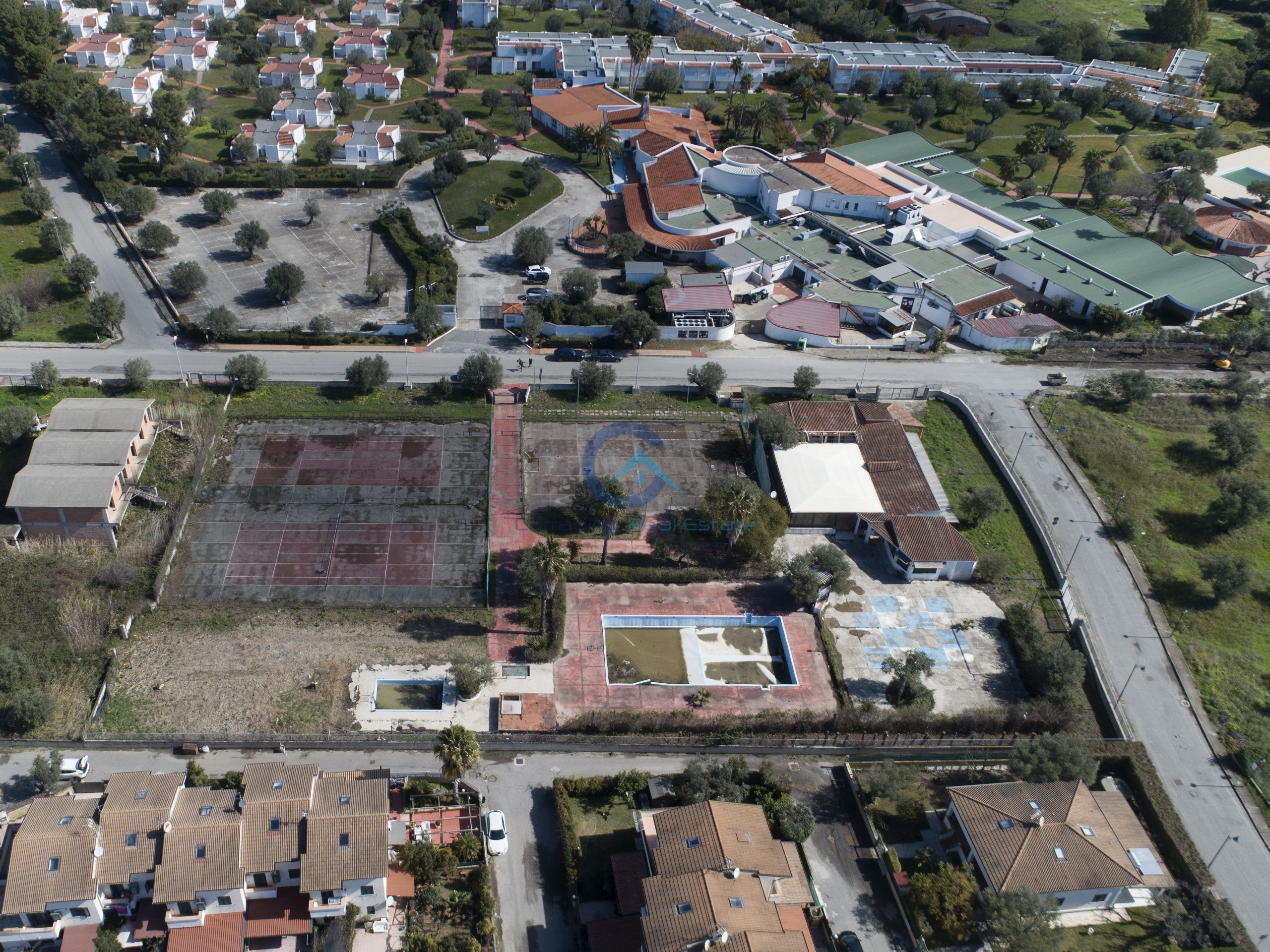 Capannone da ristrutturare in viale del turismo 3, Simeri Crichi