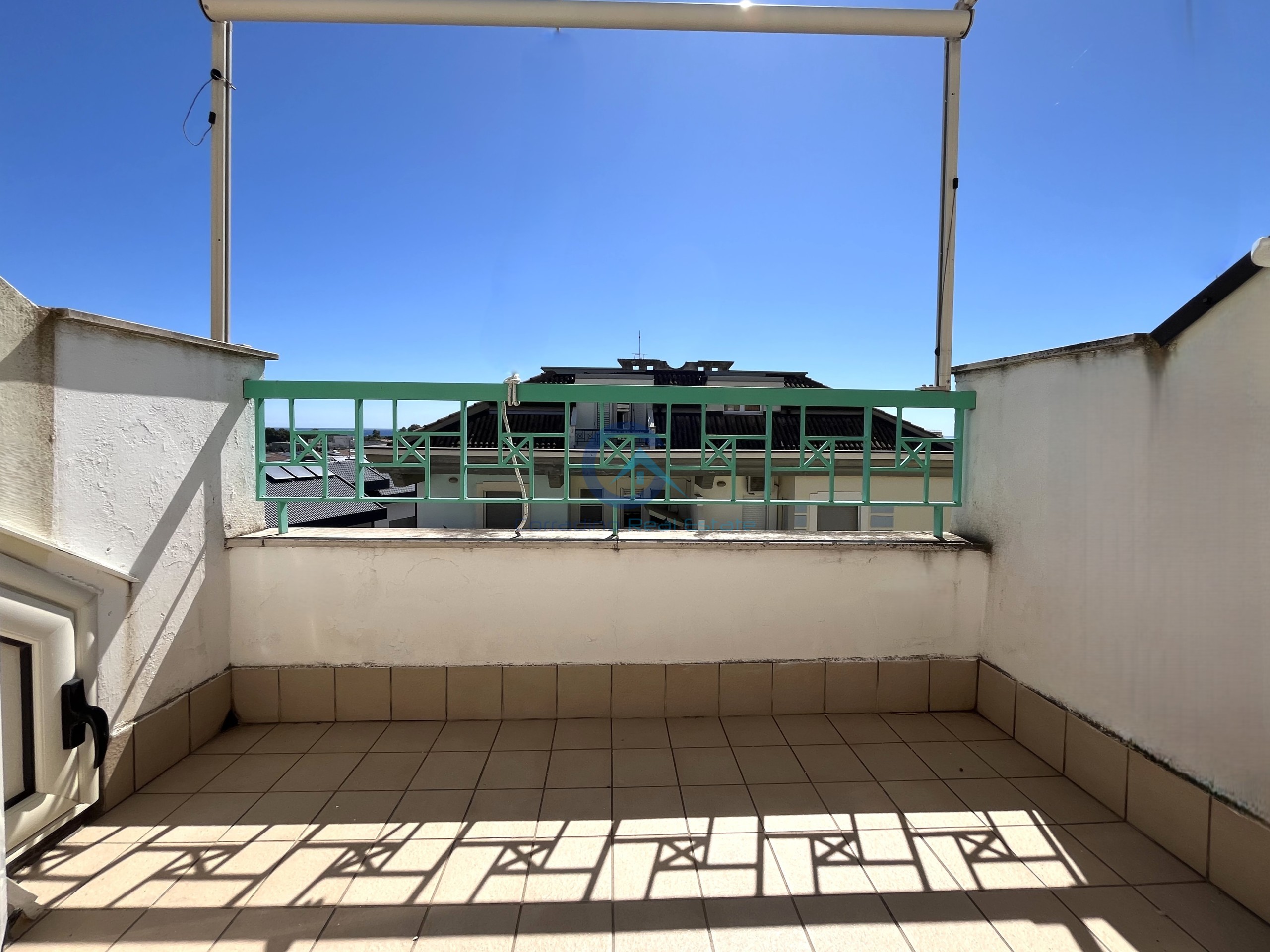 Attico con terrazzi in viale crotone 210, Catanzaro