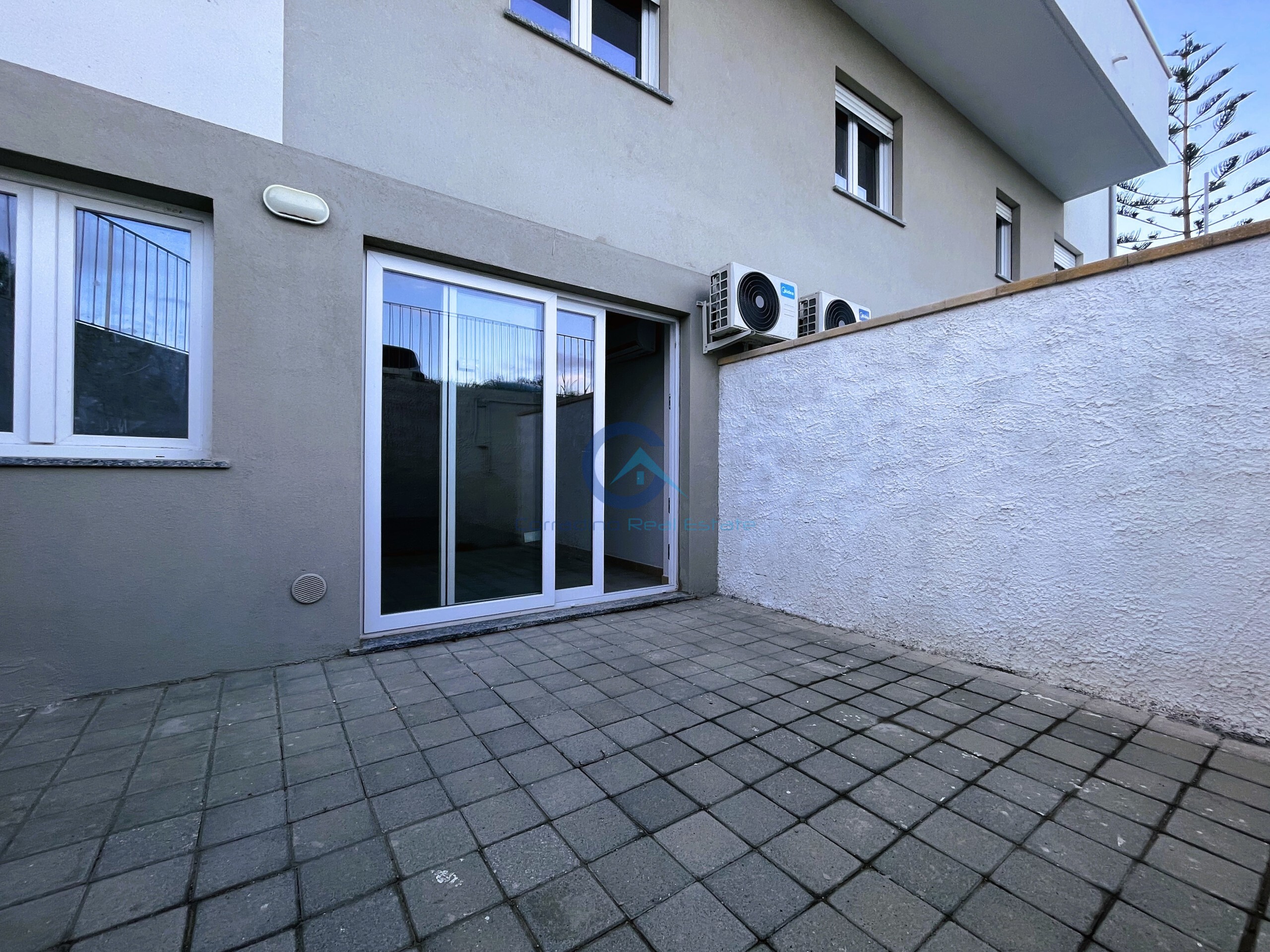 Monolocale con giardino, Catanzaro lido