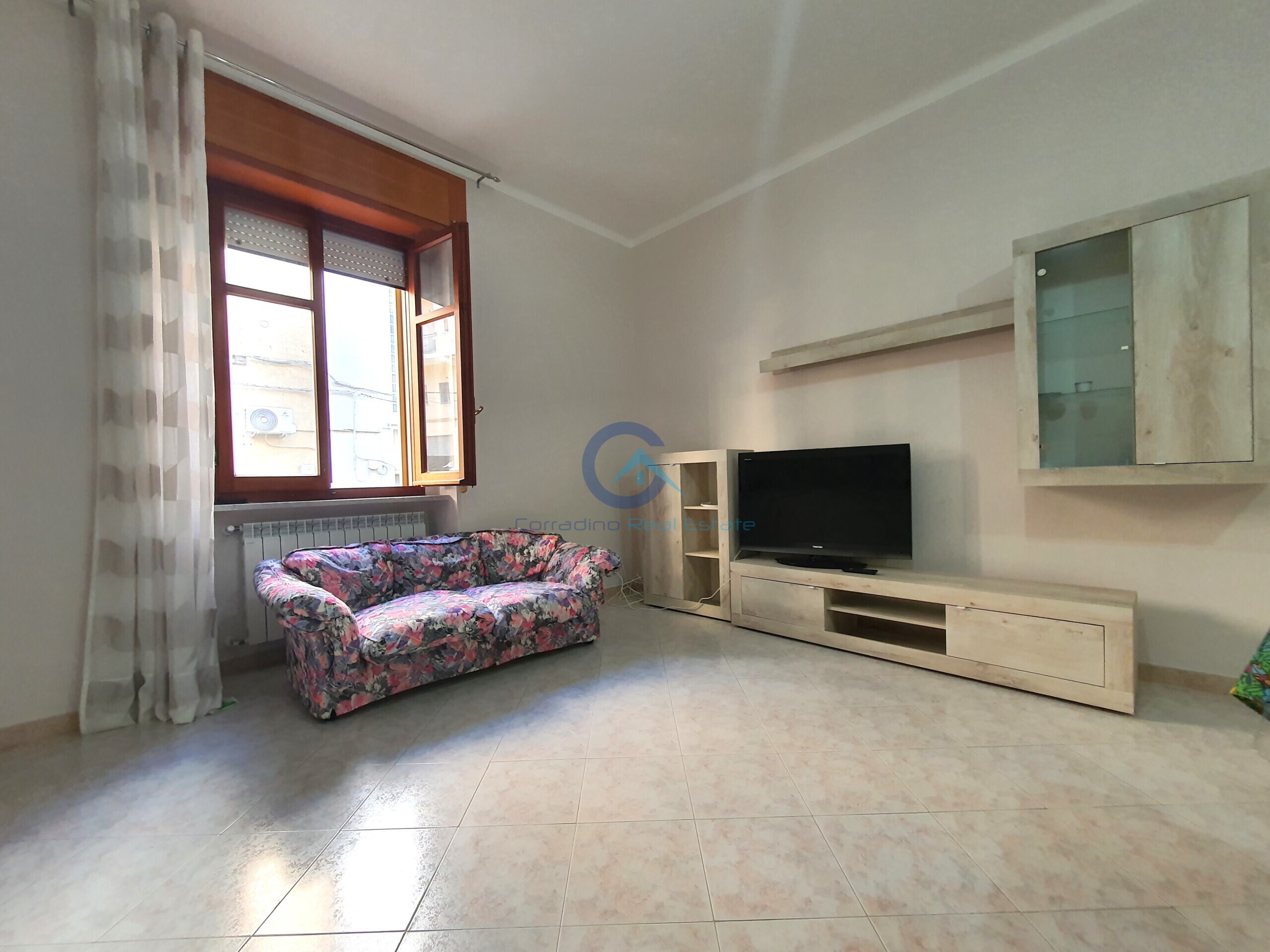 Trilocale ristrutturato, Catanzaro centro storico