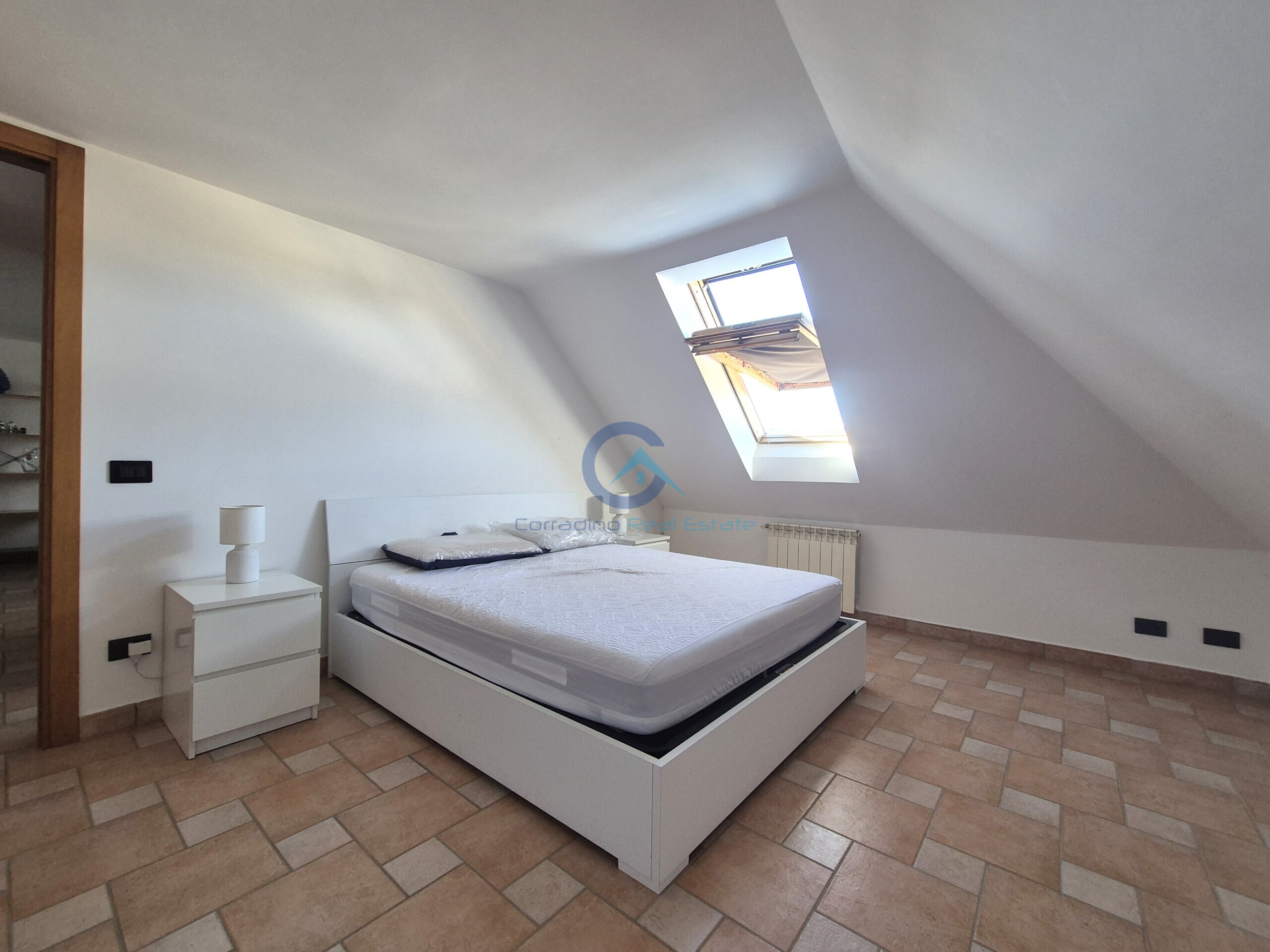 Mansarda con terrazzo, Catanzaro santa maria