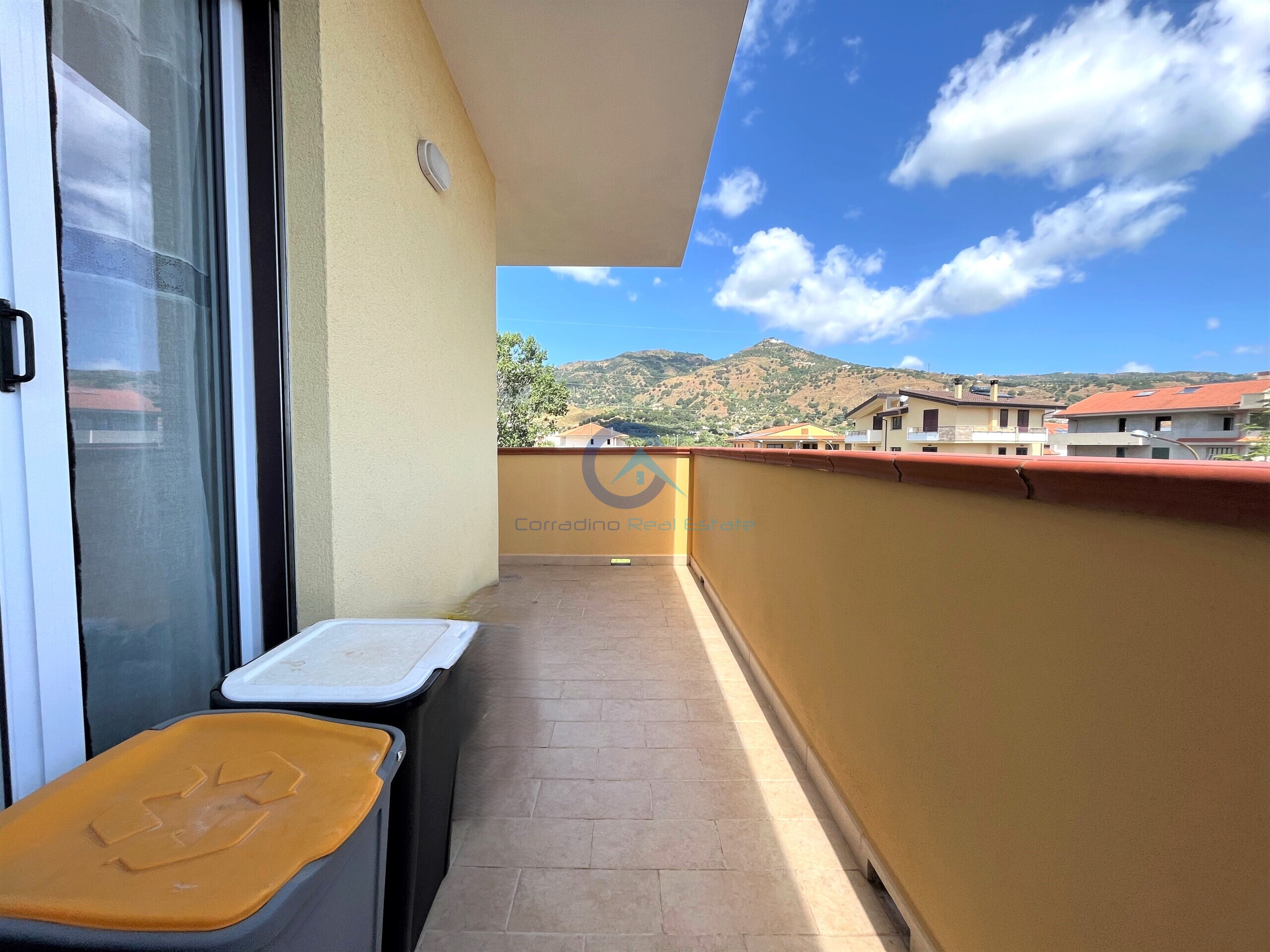 Attico nuovo, Montepaone lido