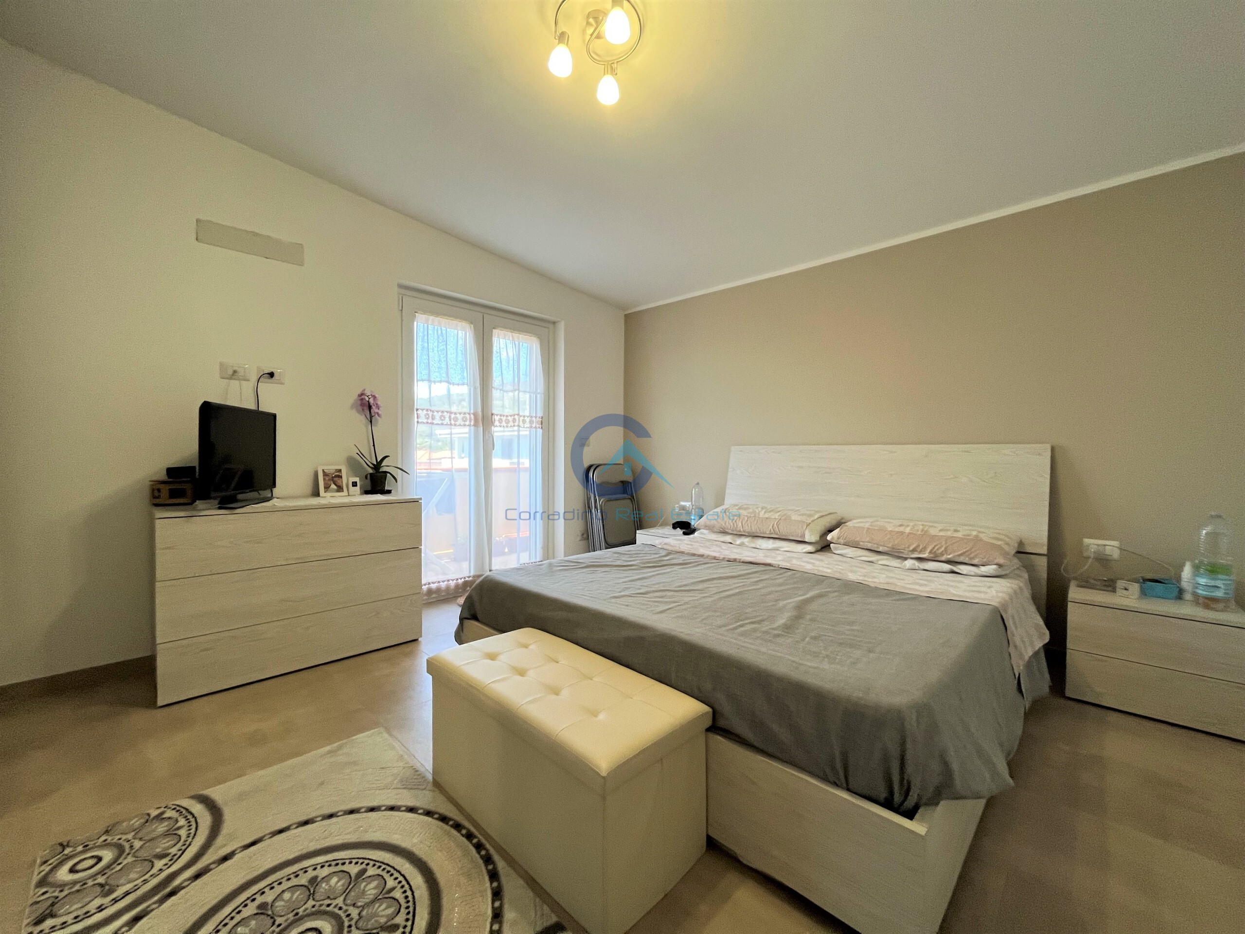 Attico nuovo, Montepaone lido