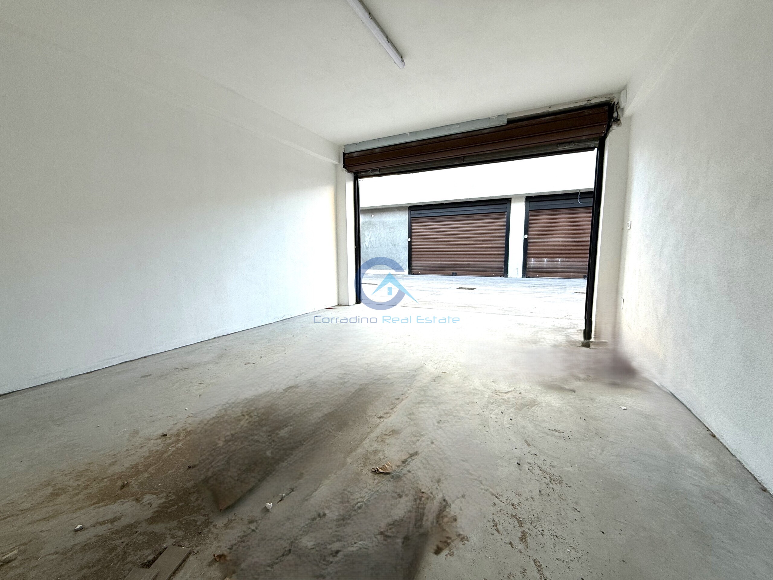 Box/Garage 18mq in affitto in viale crotone 151, Catanzaro