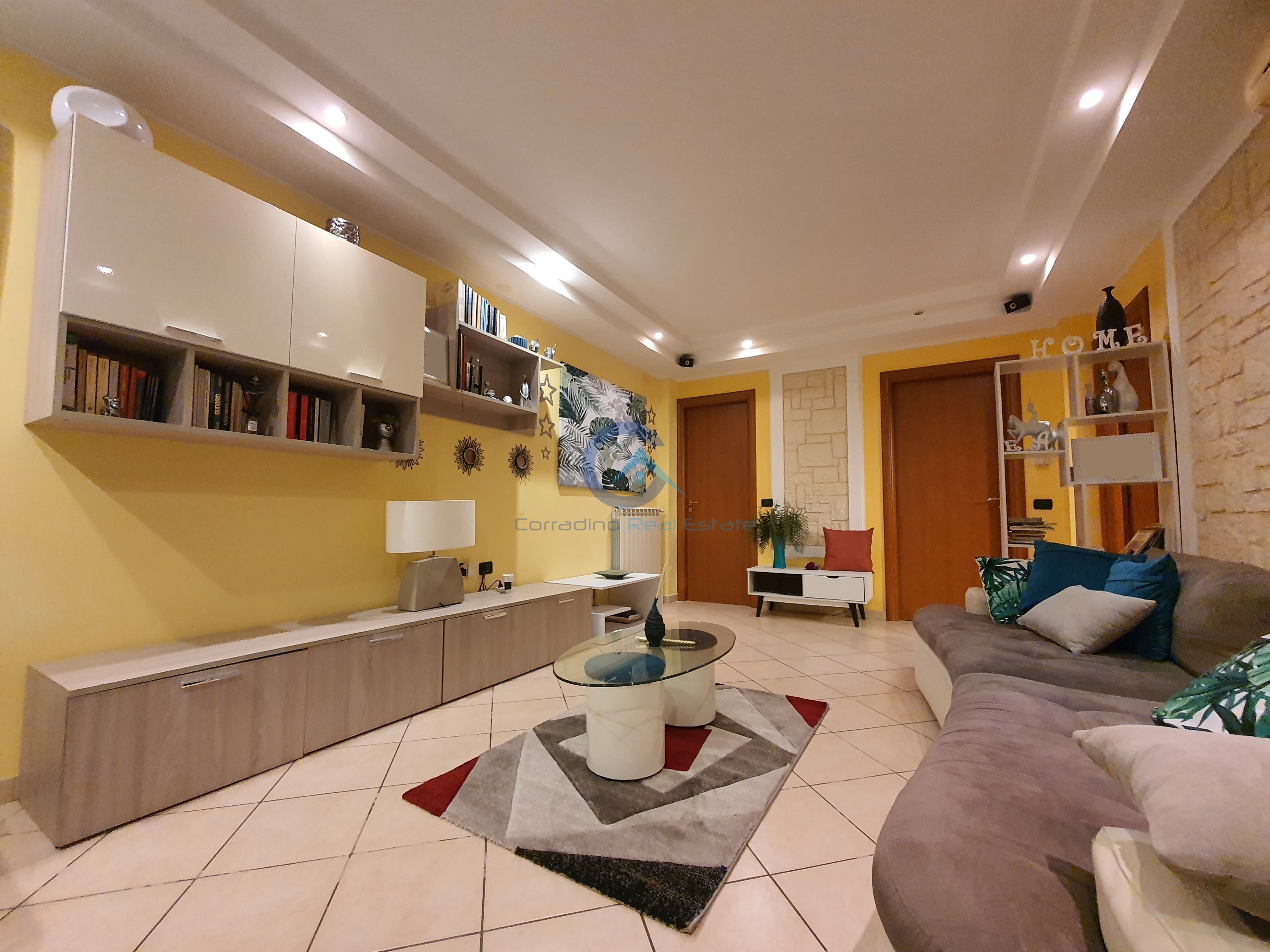 Trilocale in affitto in viale fiume mesima 39, Catanzaro