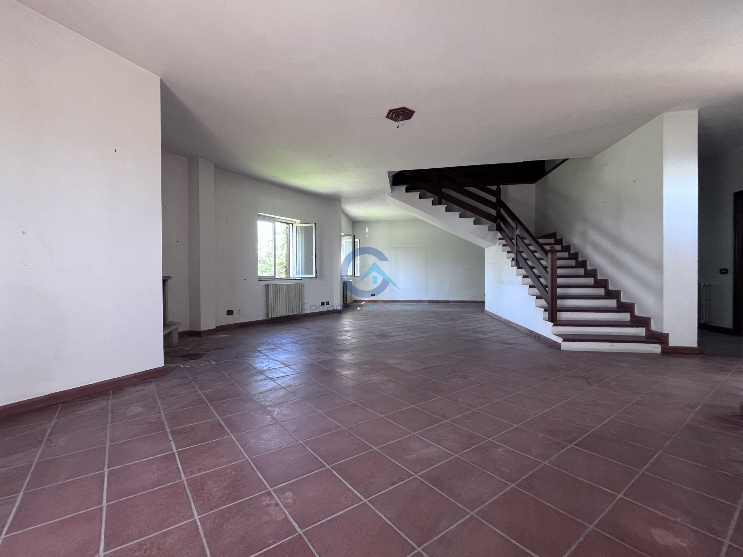 Villa con giardino in via guido puccio 23, Catanzaro