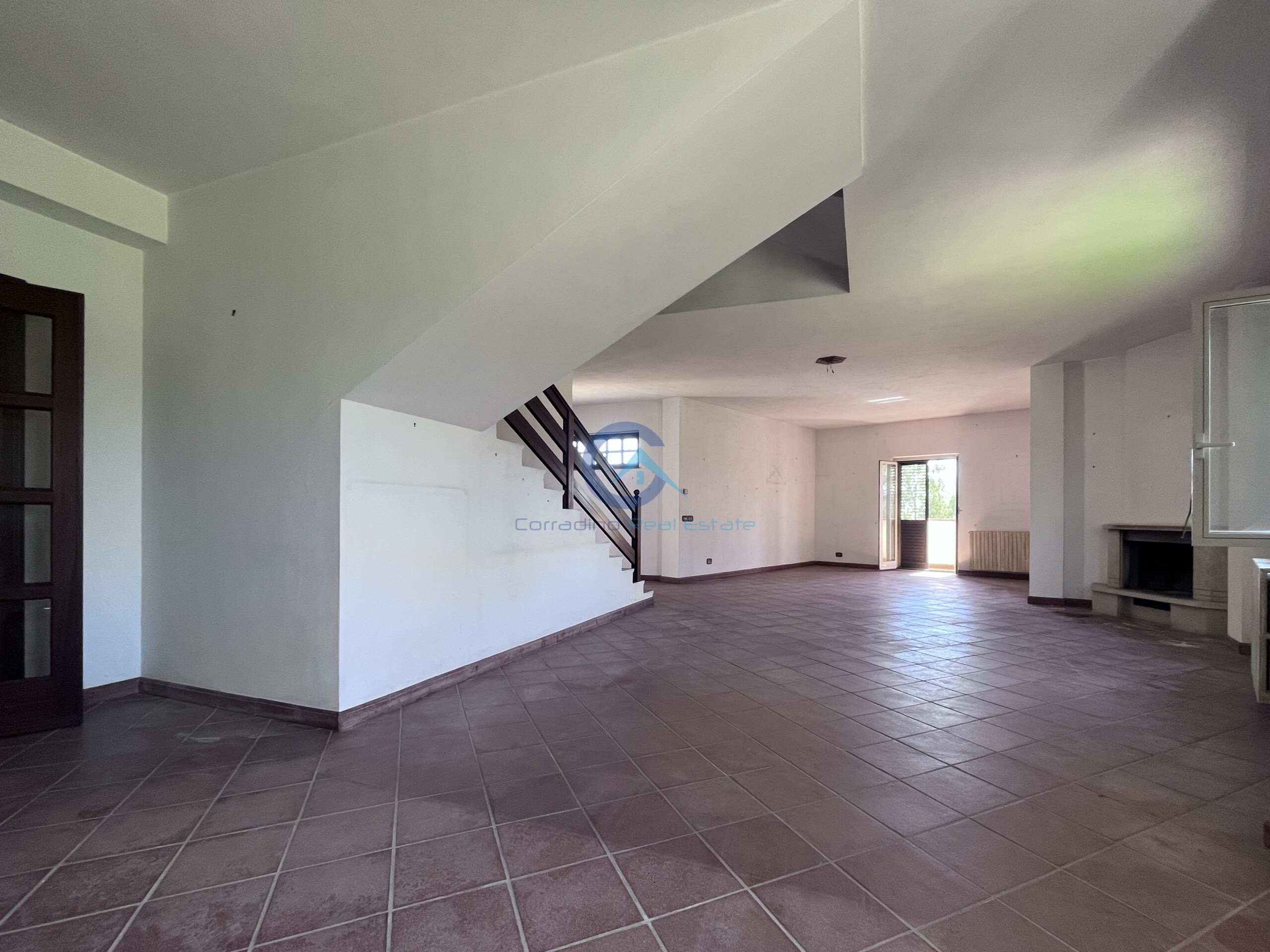 Villa con giardino in via guido puccio 23, Catanzaro