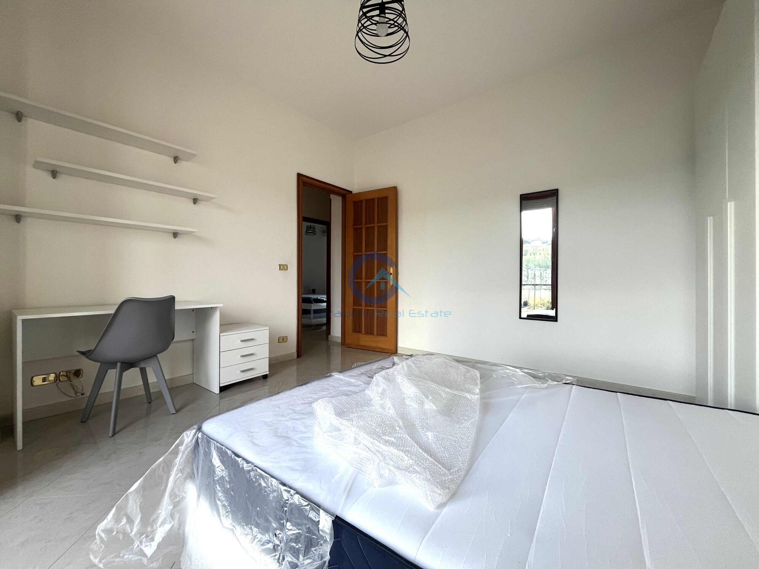 Trilocale con giardino in viale magna grecia 157, Catanzaro