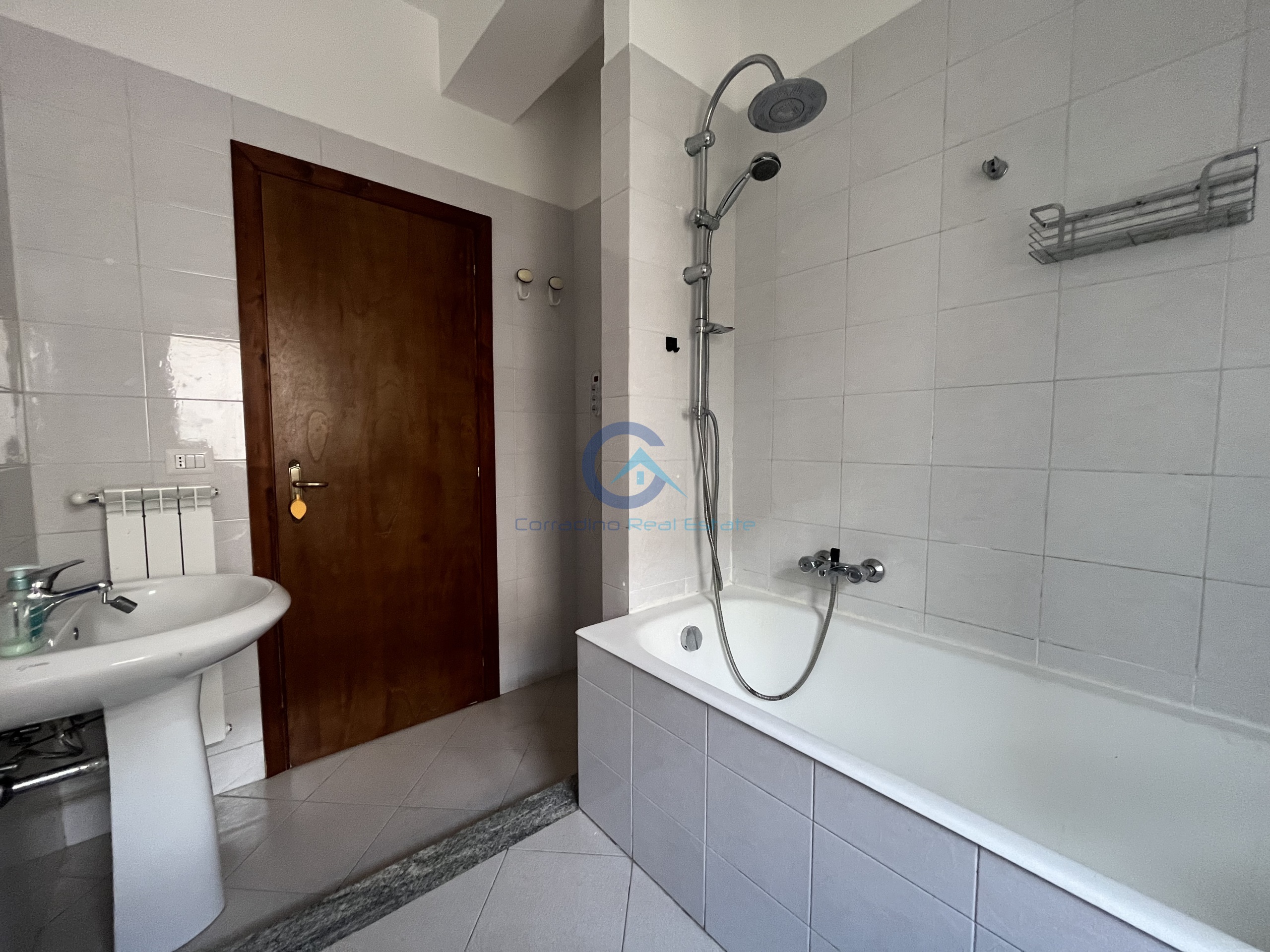 Trilocale in affitto in via caprera 86/a, Catanzaro