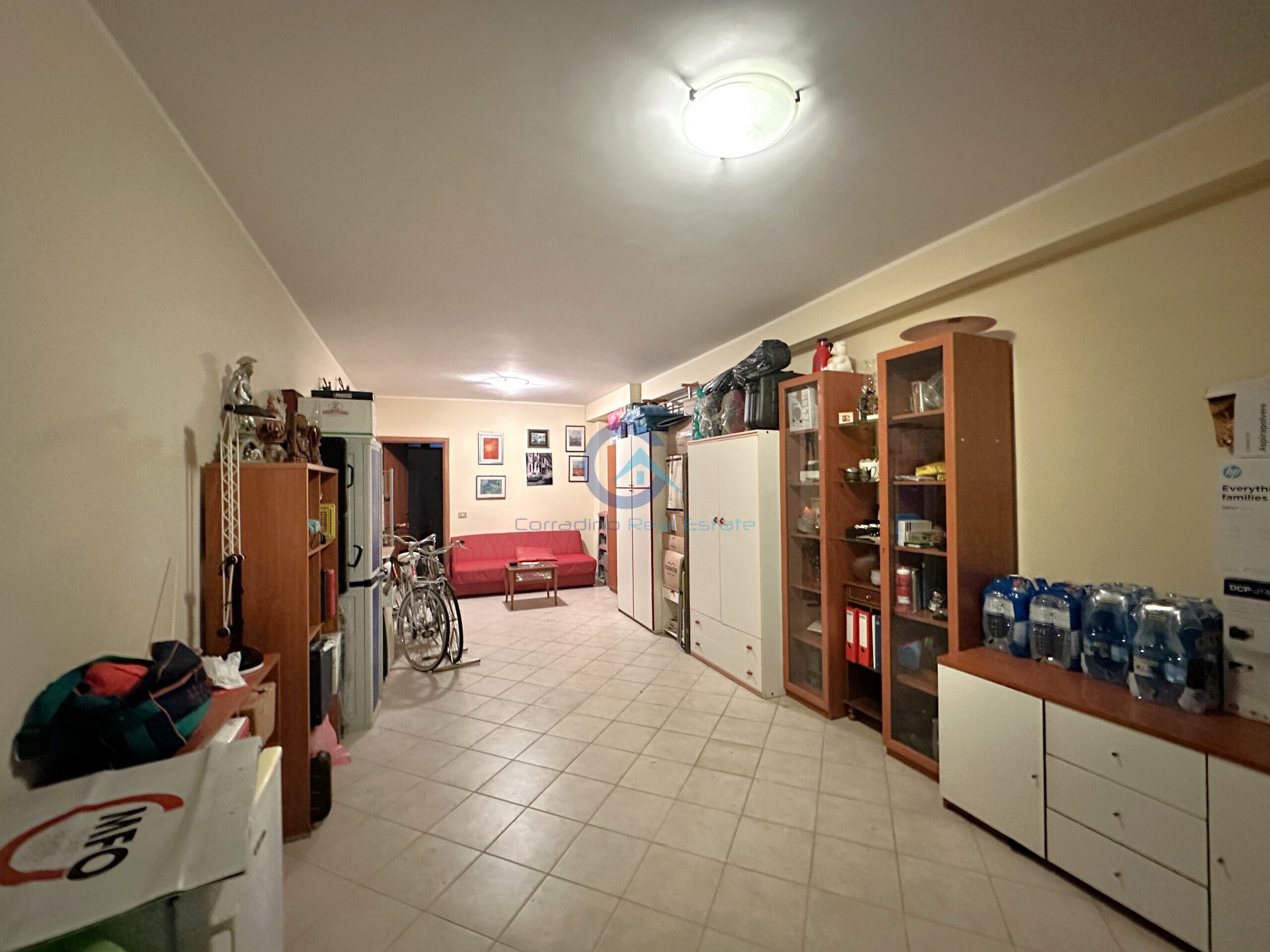 Box/Garage 50mq in vendita in via laerte 5, Squillace