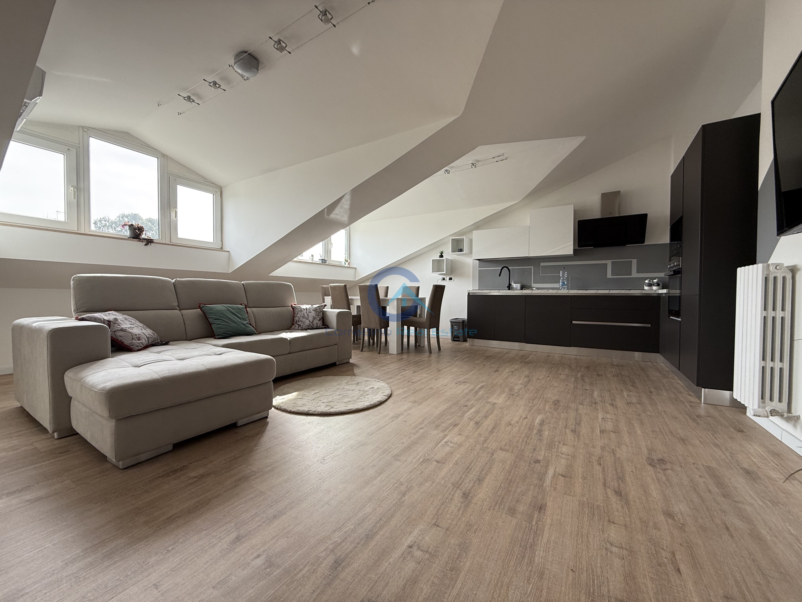 Attico ristrutturato in via carlo pisacane 26, Catanzaro