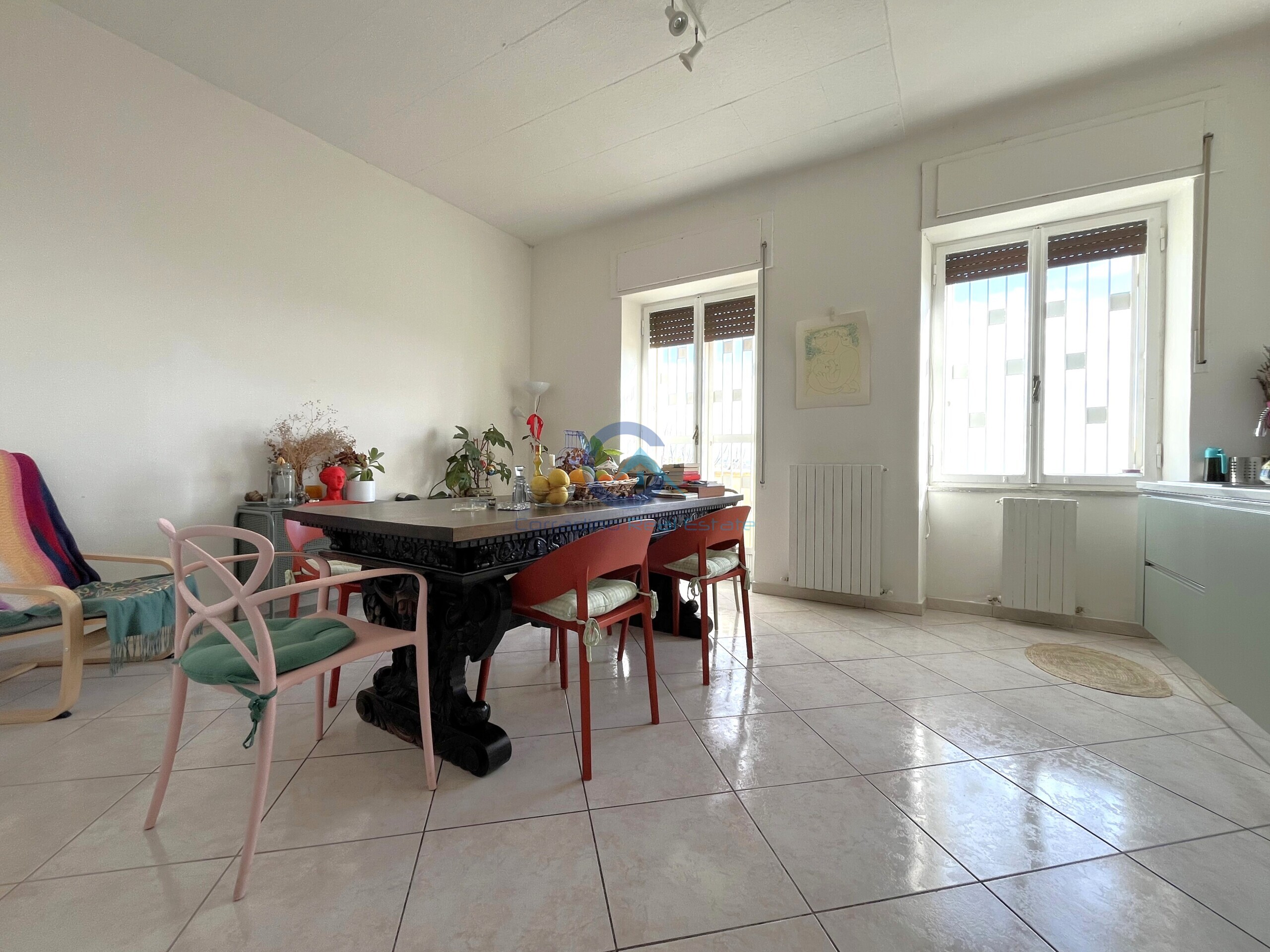 Quadrilocale con terrazzo in vico iv raffaelli giuseppe 16, Catanzaro