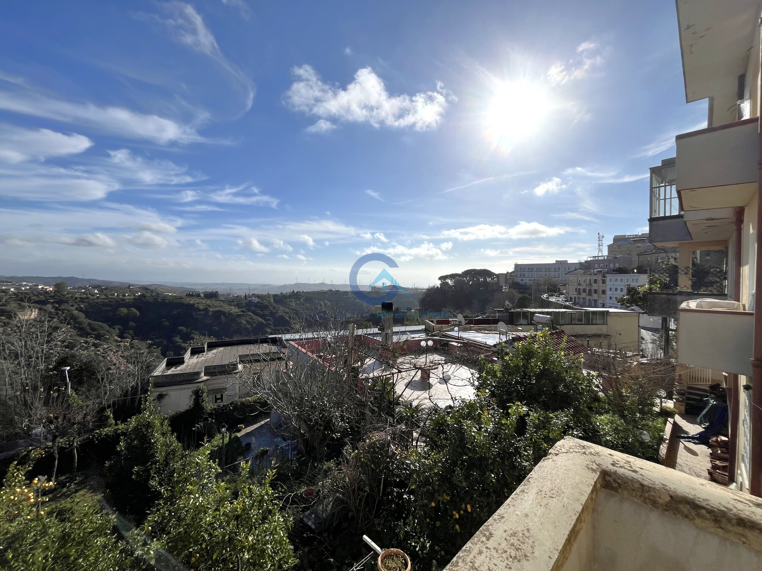Quadrilocale con terrazzo in vico iv raffaelli giuseppe 16, Catanzaro