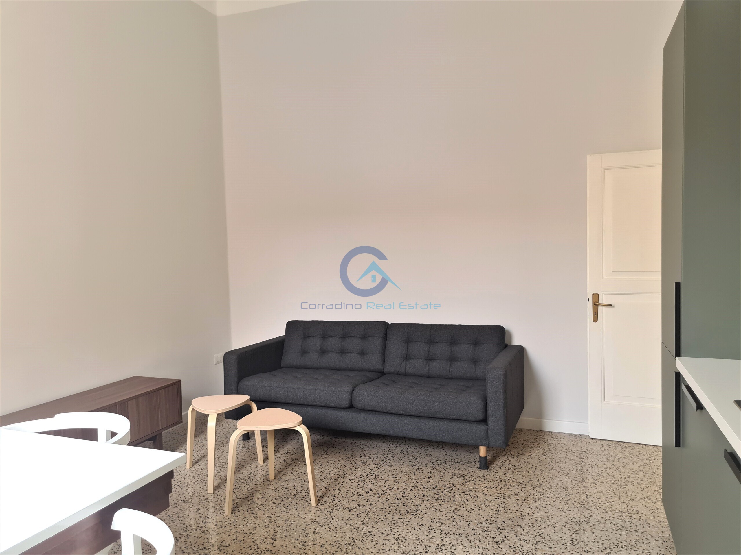 Trilocale con giardino in piazza venezia 1, Catanzaro