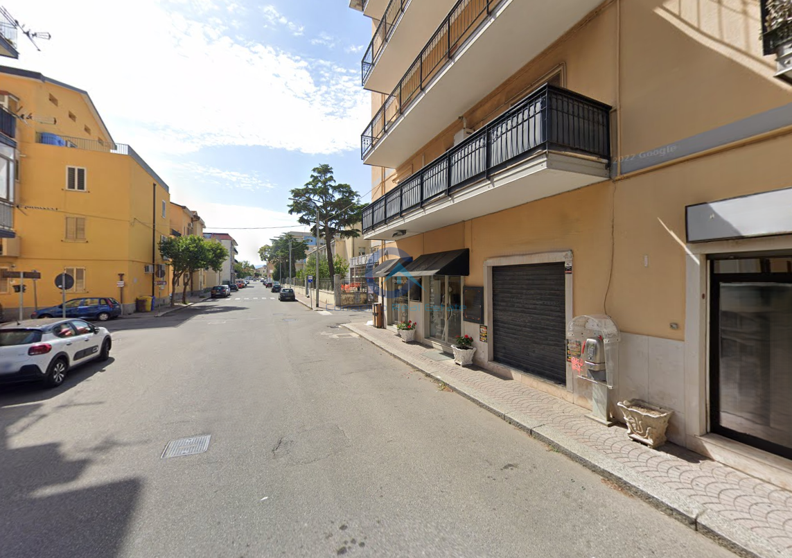 Locale commerciale in affitto in via murano 7, Catanzaro