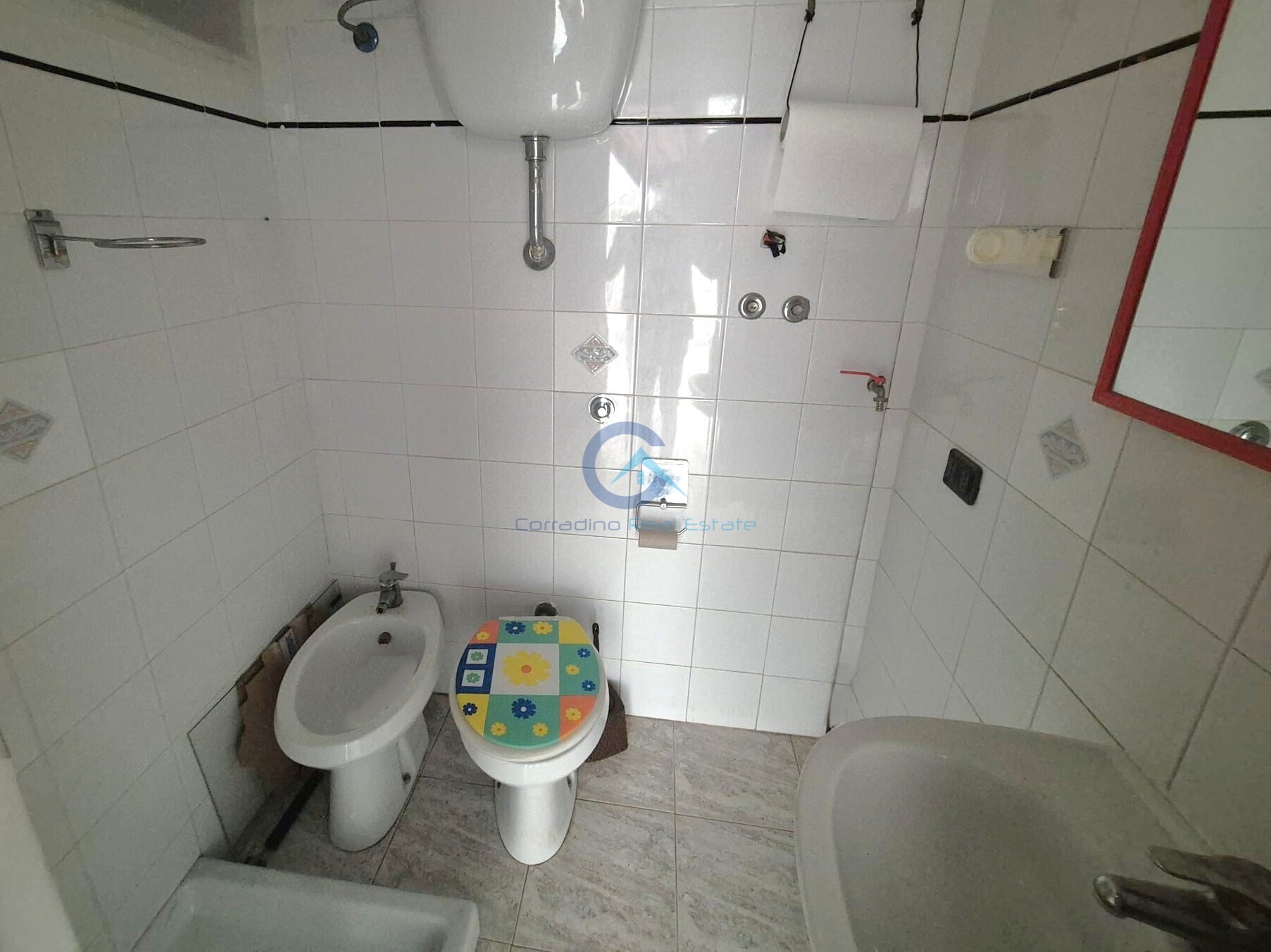 Locale commerciale in affitto in via murano 7, Catanzaro