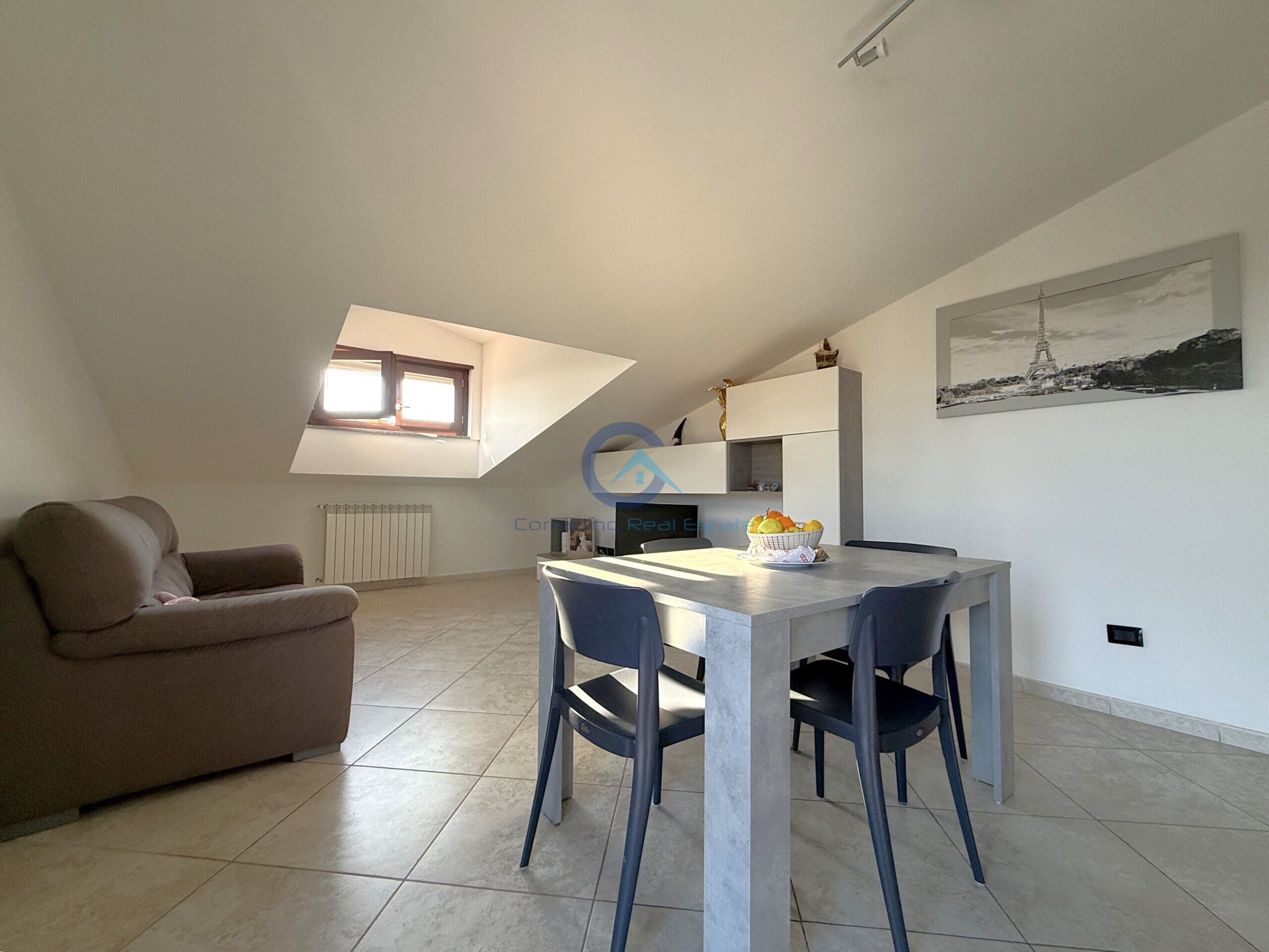 Attico con giardino in viale magna grecia 304, Catanzaro