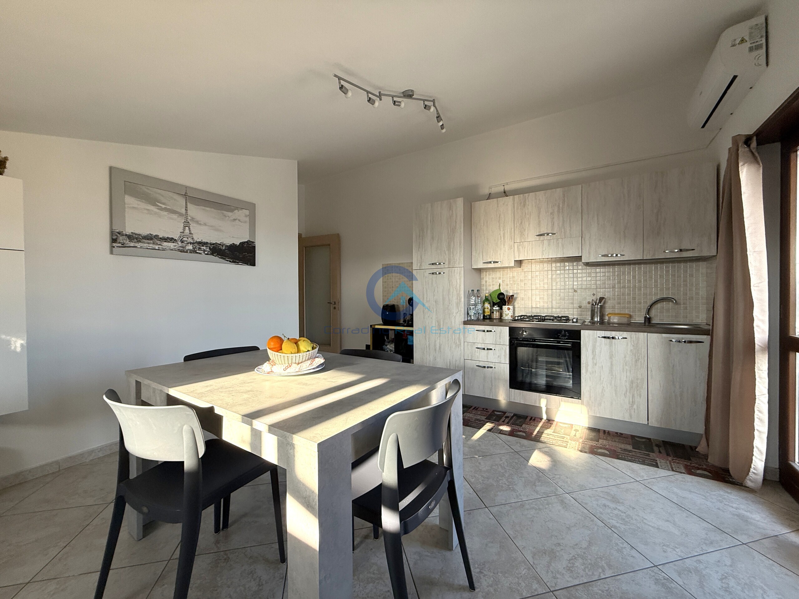 Attico con giardino in viale magna grecia 304, Catanzaro